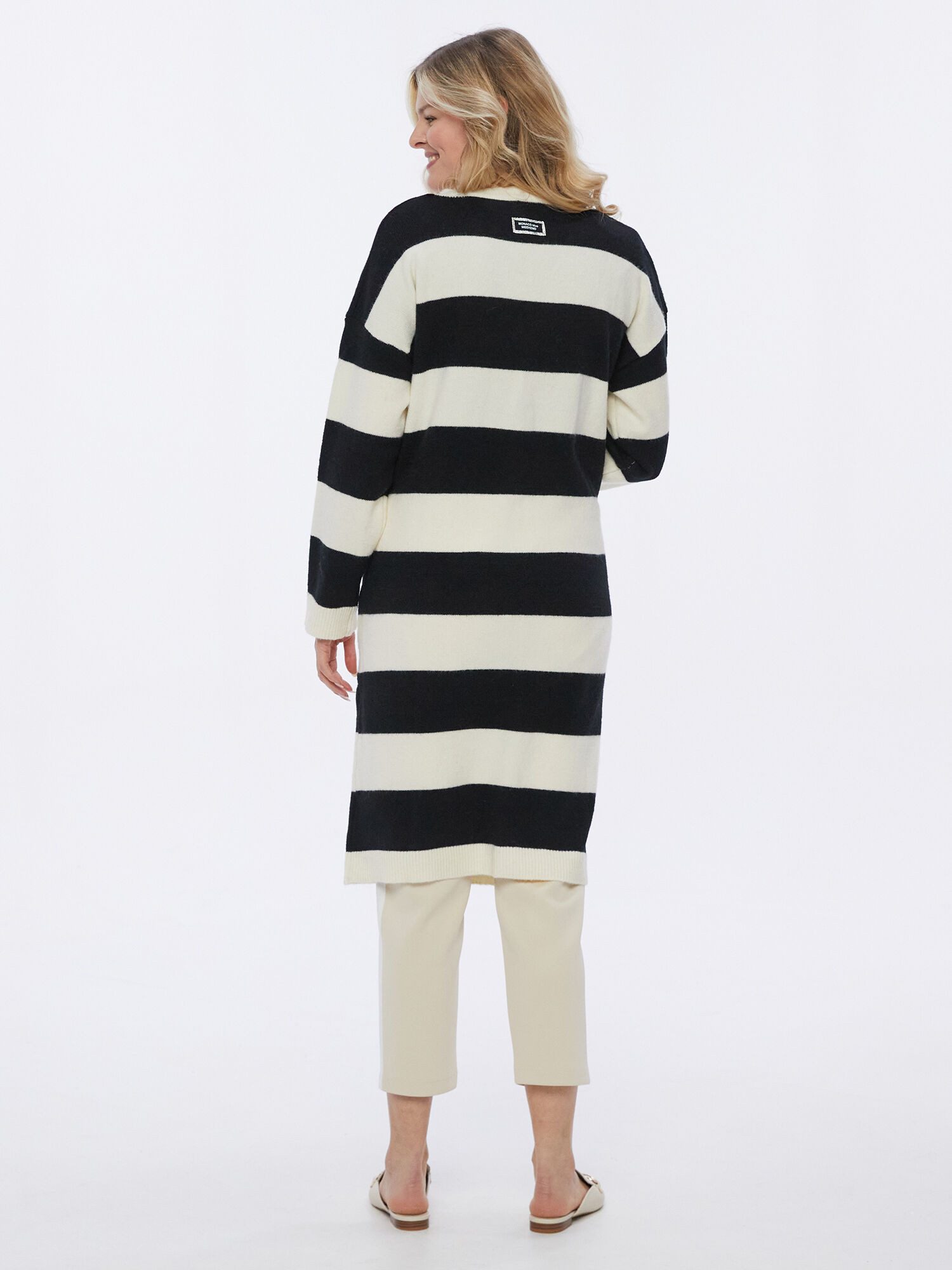 MONACO blue WEEKEND Strickjacke Longcardigan figurumspielend im Blockstreifen-Design
