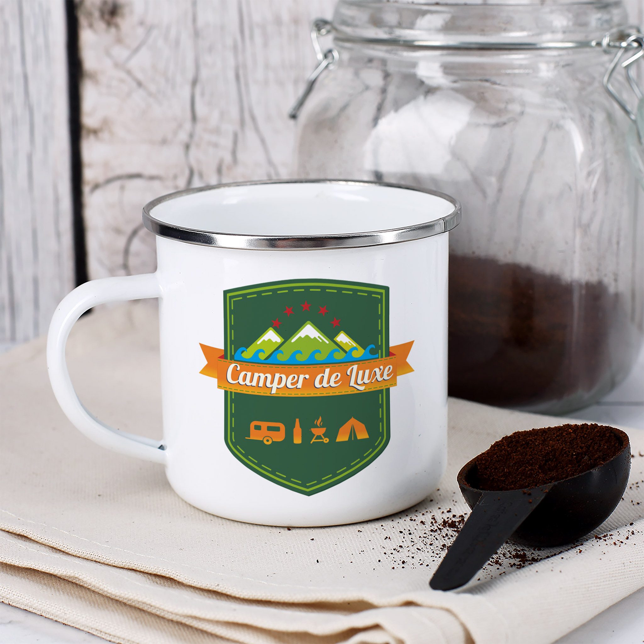 Herz & Heim Tasse aus Metall für Camper mit Camping-Motiv