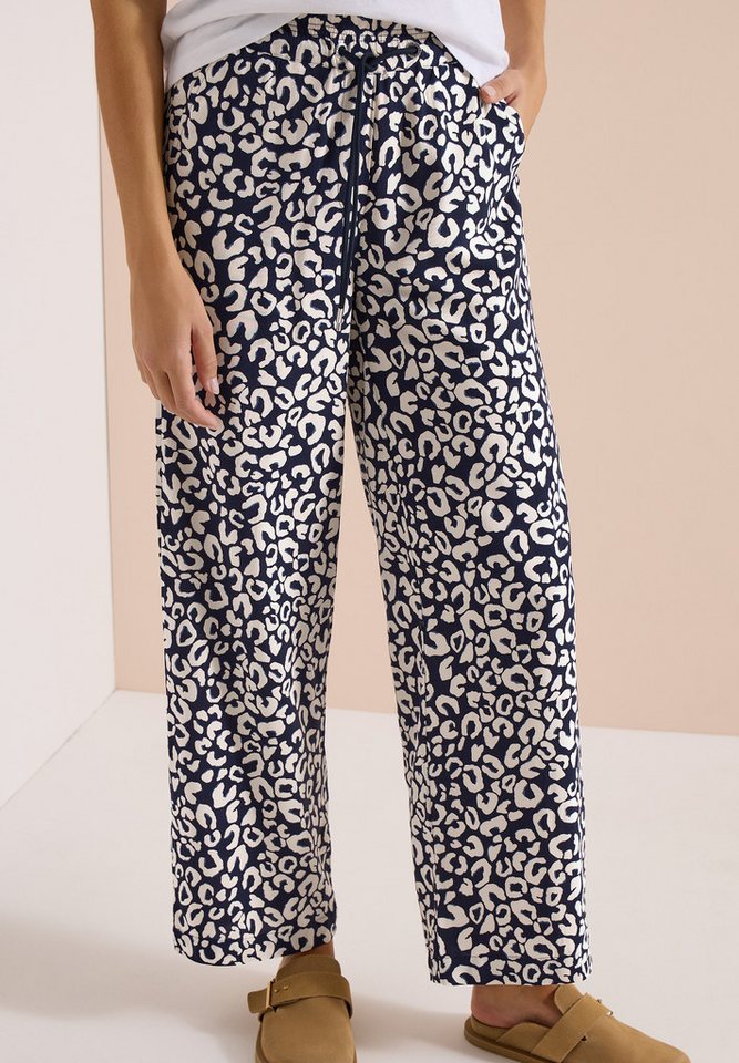 CECIL Stoffhose Style Neele Sommerhose im Loose Fit mit Leo-Print