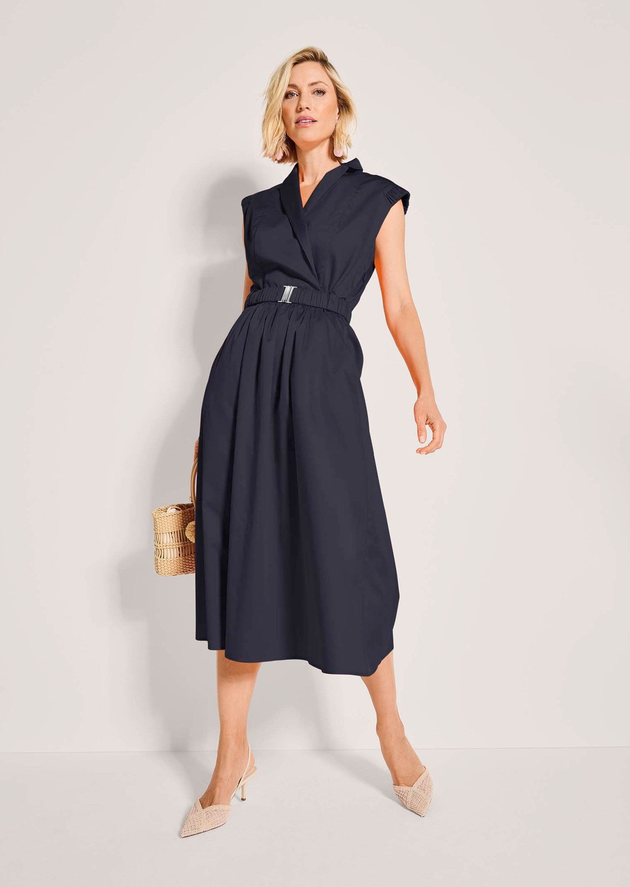 MADELEINE Midikleid Sommerkleid mit Gürtel Midikleid mit Reverskragen, Taschen, Knielänge und ohne Arm – Bild 3 von 5