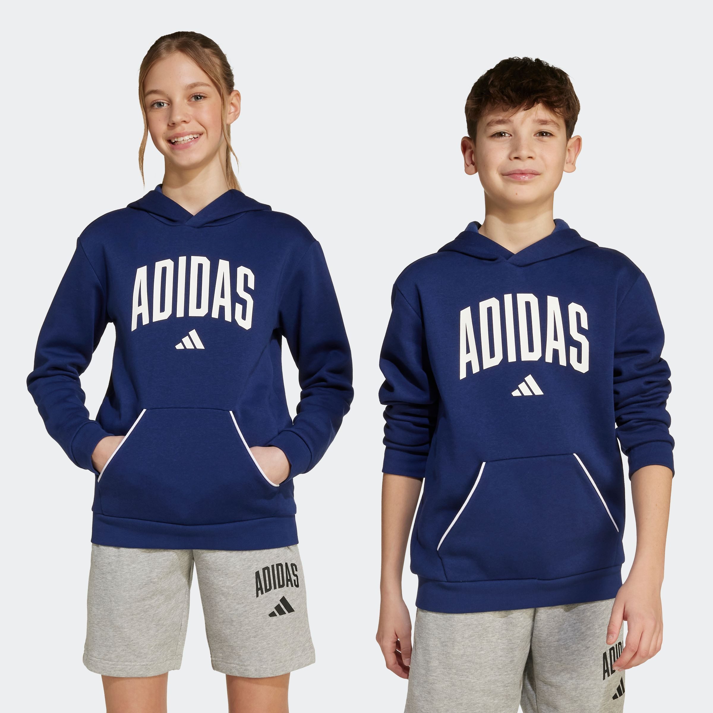 Kapuzensweatshirt SEASONALS ESSENTIALS COLLEGIATE TYPOGRAPHY KIDS HOODIE