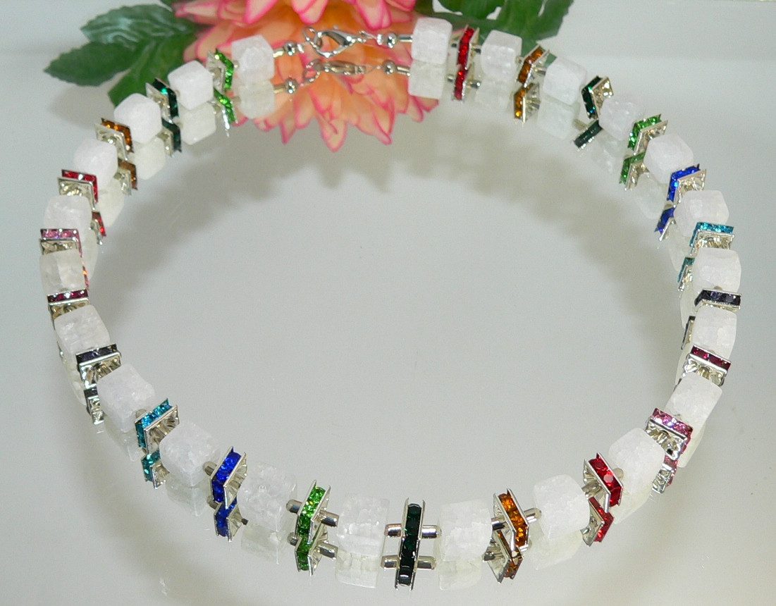 traumschmuck Collier 304o Collier Quarzwürfel weiss Strasselemente bunt mehrfarbig (inkl Schmuckbox), handgefertigt, Made in Germany