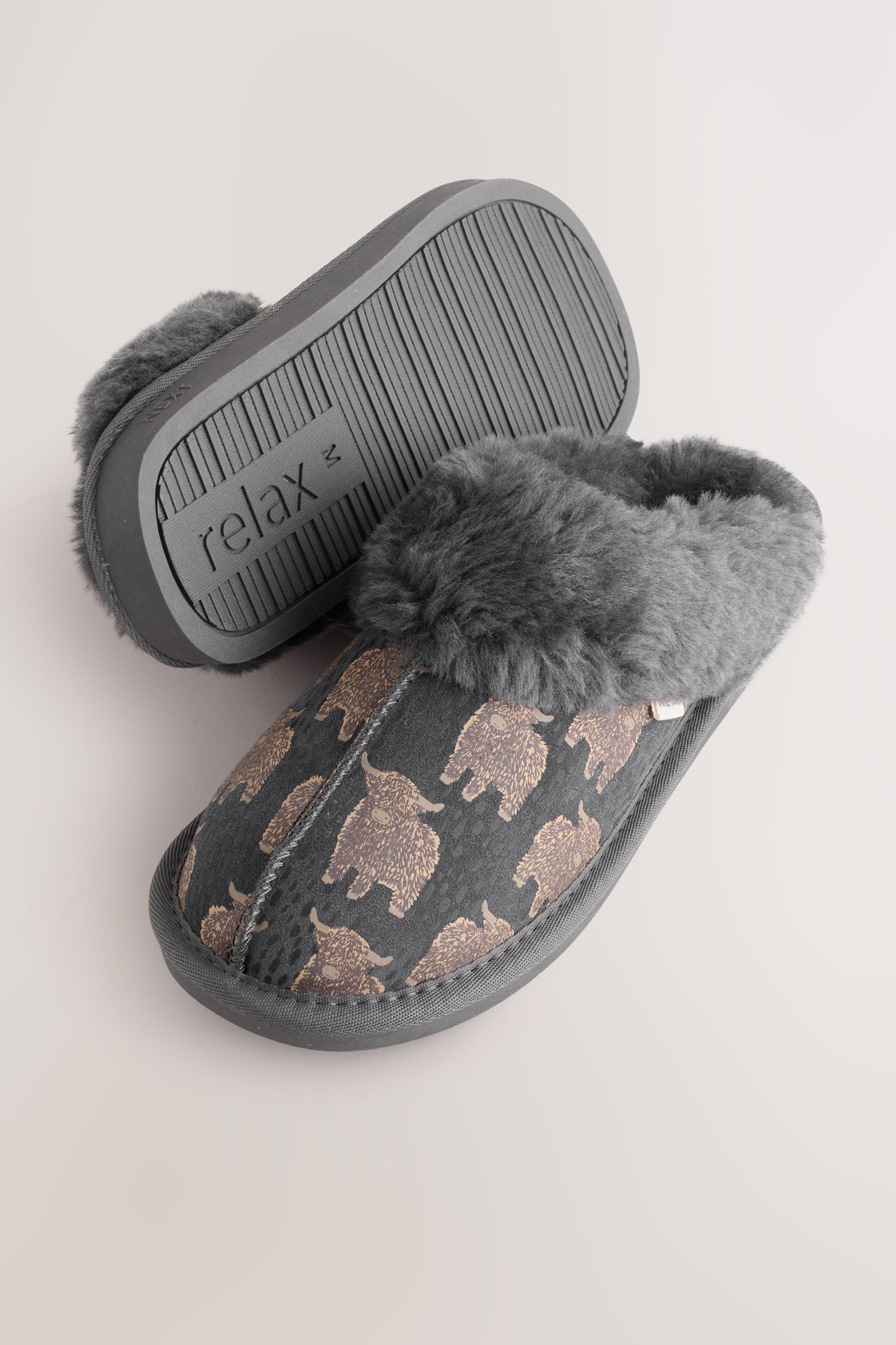 Next Hausschuhe aus Veloursleder Hausschuh (1-tlg)
