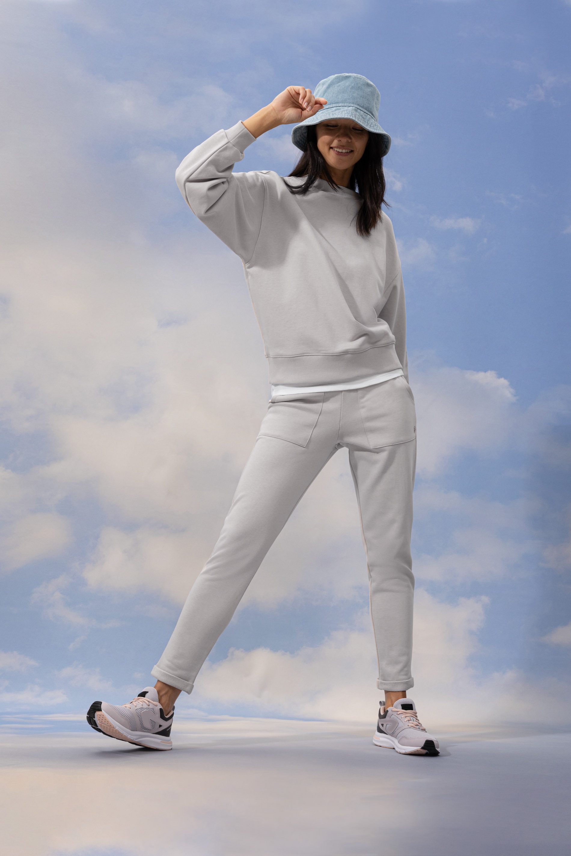 Mey Sweatshirt Mey Damen Sweatshirt Serie Cozy Uni Sweatshirt (1-tlg)