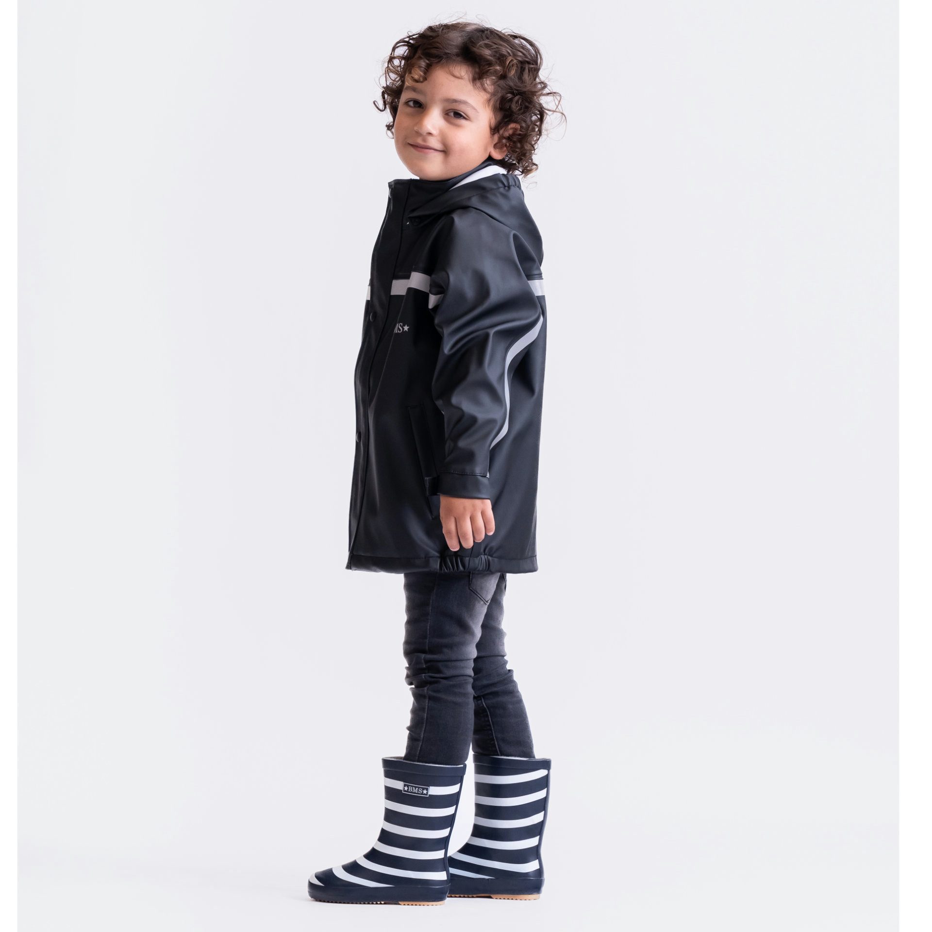BMS Regen- und Matschjacke BMS Regenjacke für Kinder 100% wasserdicht mit Kapuze