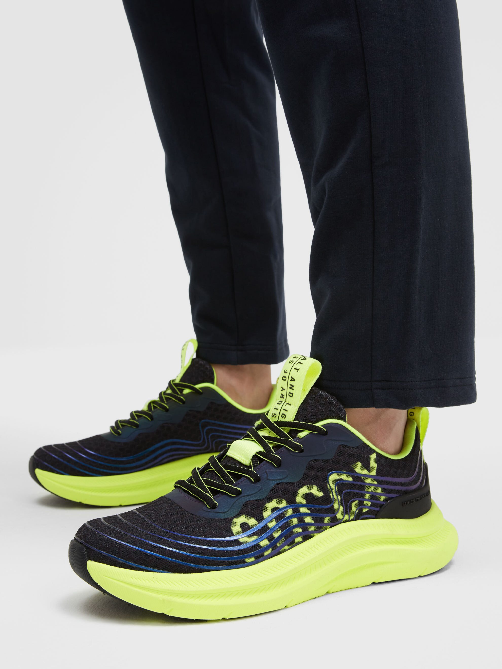 SOCCX Sneaker mit Wechselfußbett