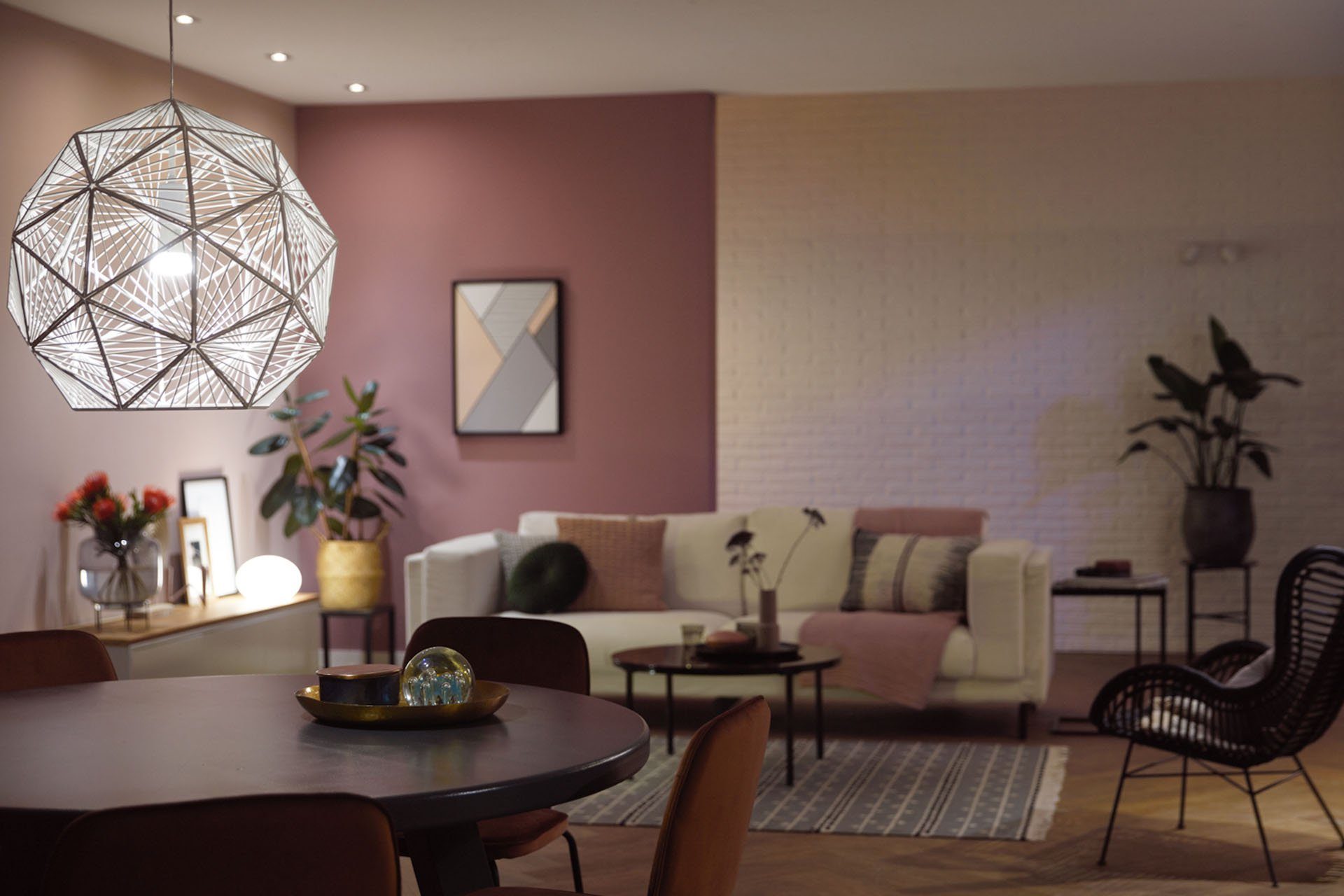 Philips Hue LED-Leuchtmittel White E27 800lm 60W 4er Set, E27, Neutralweiß