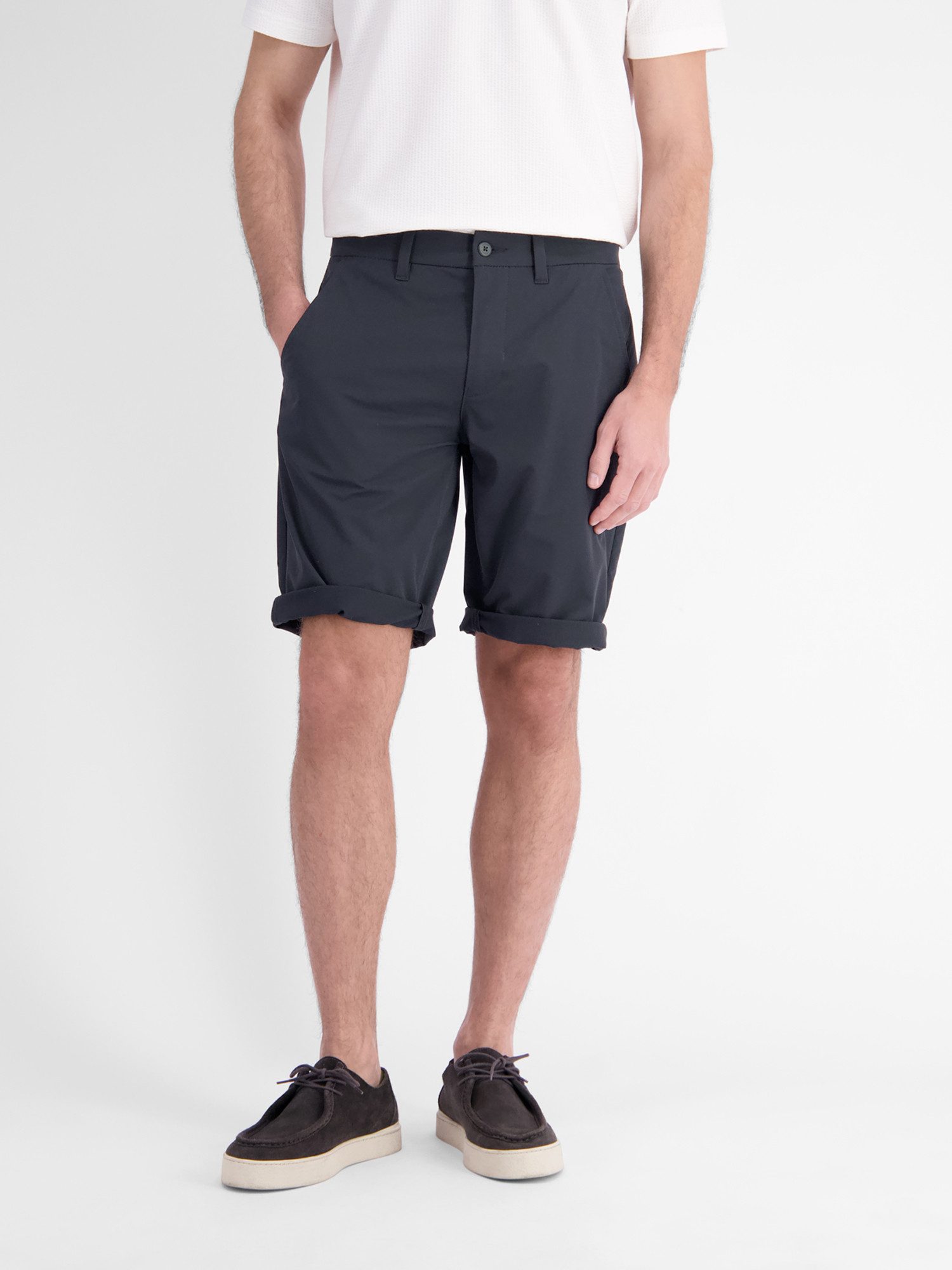 LERROS Chinoshorts Sportliche Chino-Shorts aus flexiblem Nylon-Mix
