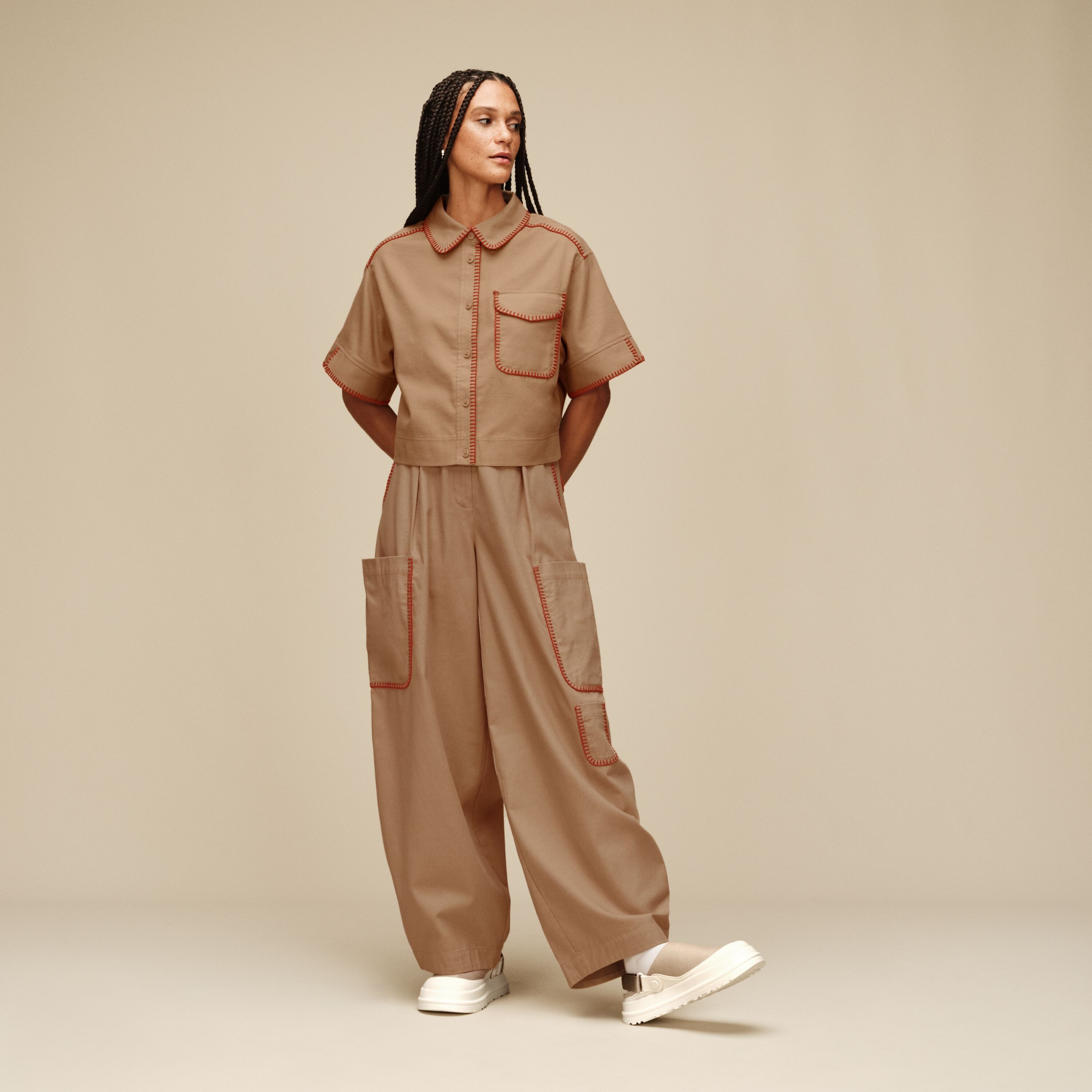 UGG GOLDDENGLOW CANVAS CLOG Clog Sabot, Schlupfschuh mit schwenkbarem Fersenriemen