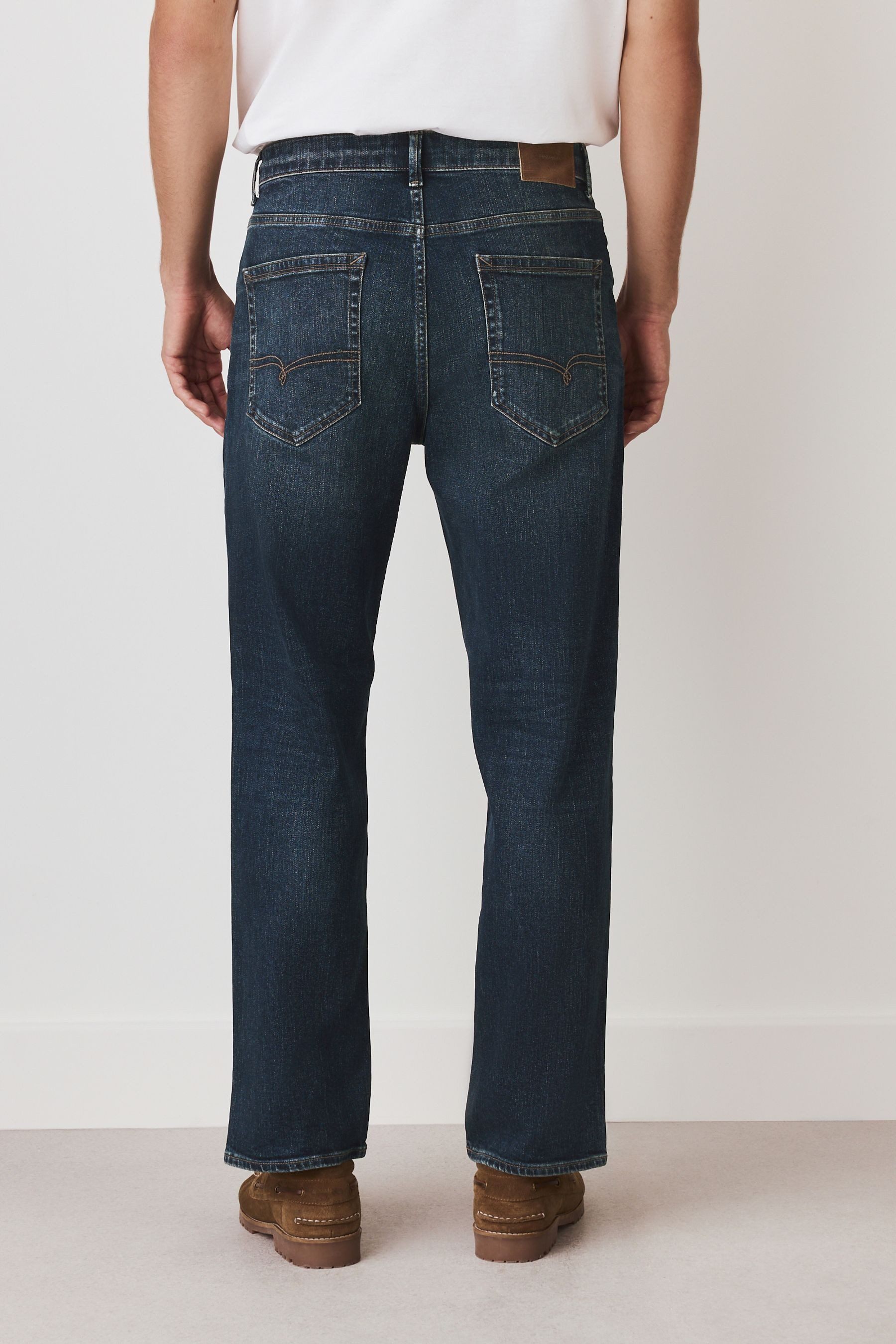 Next Straight-Jeans Straight Fit Premium Jeans, Kreuzschraffur (1-tlg)