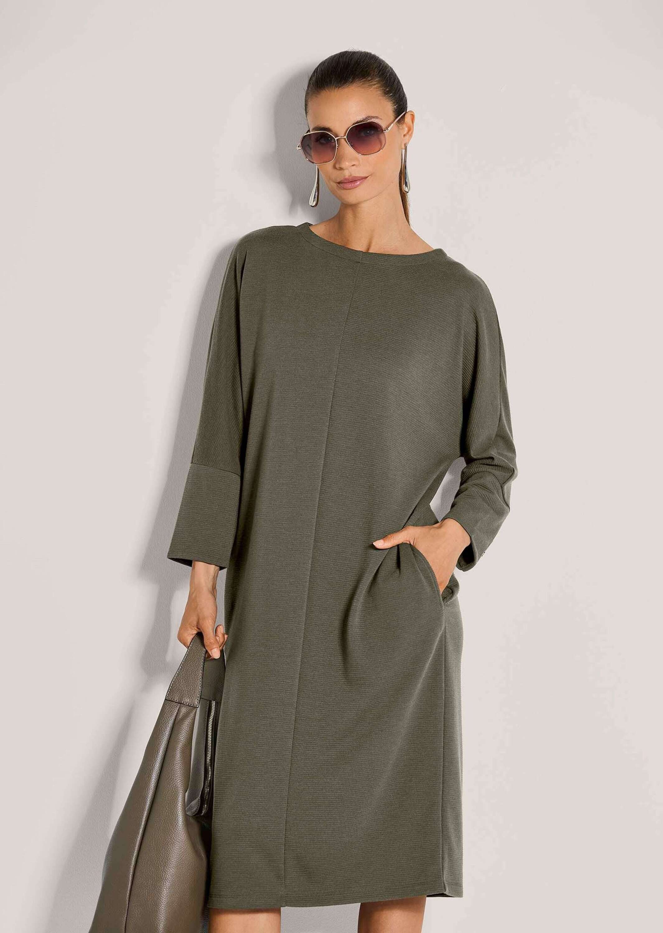 MADELEINE Strickkleid Elegantes Kleid mit Fledermausärmeln Jerseykleid mit günstig online kaufen