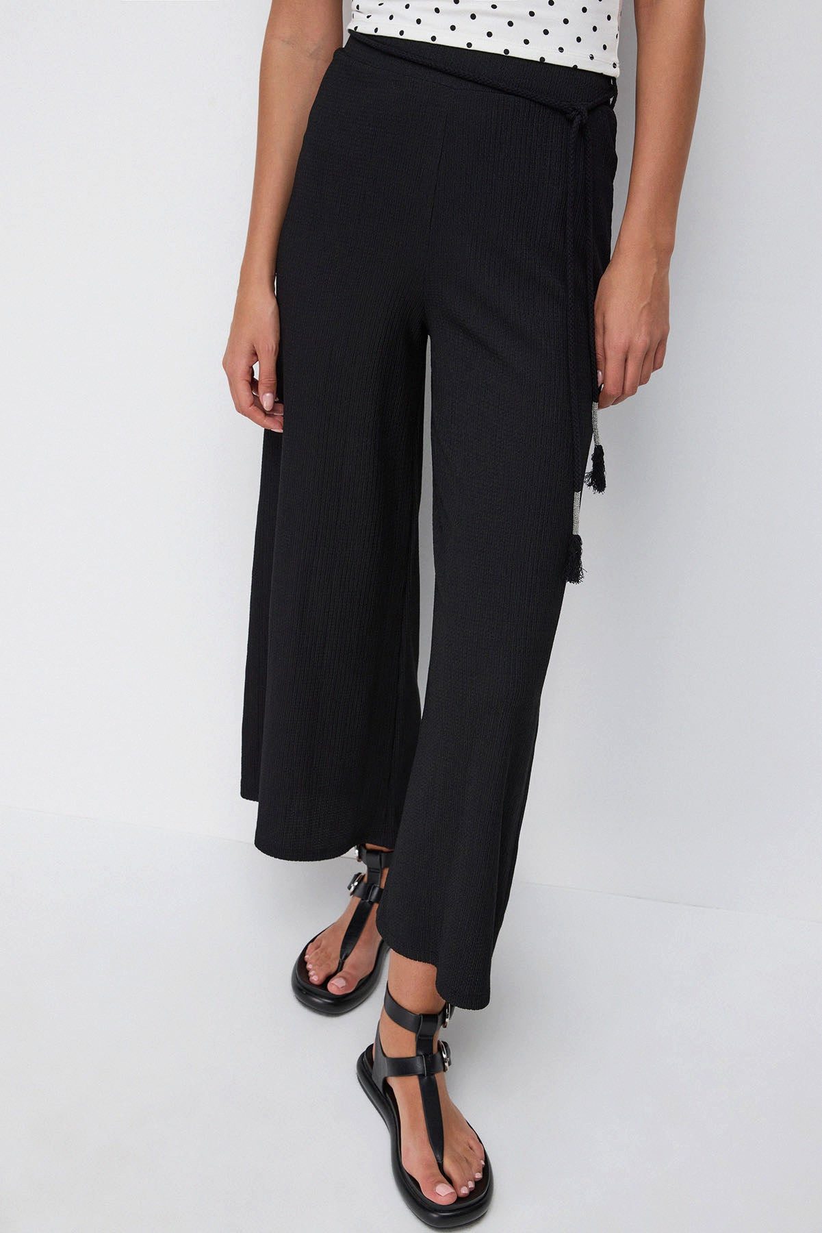 Bequeme Jeans Strickhose mit Bindedetail