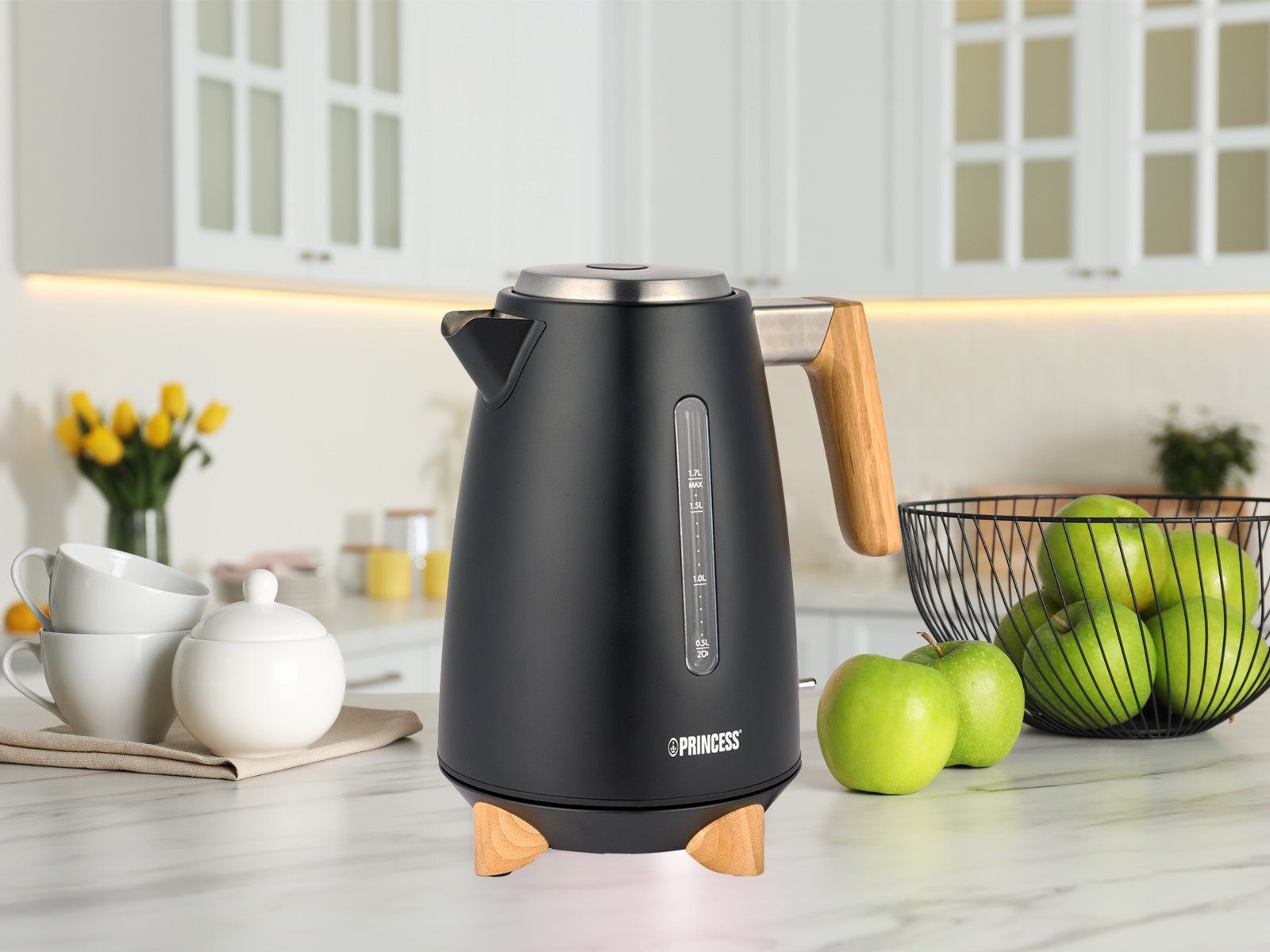 PRINCESS Wasserkocher, 1.7 l, 3000 W, elektrischer Heißwasserbereiter kabellos schnell leise, Bambus Akzente