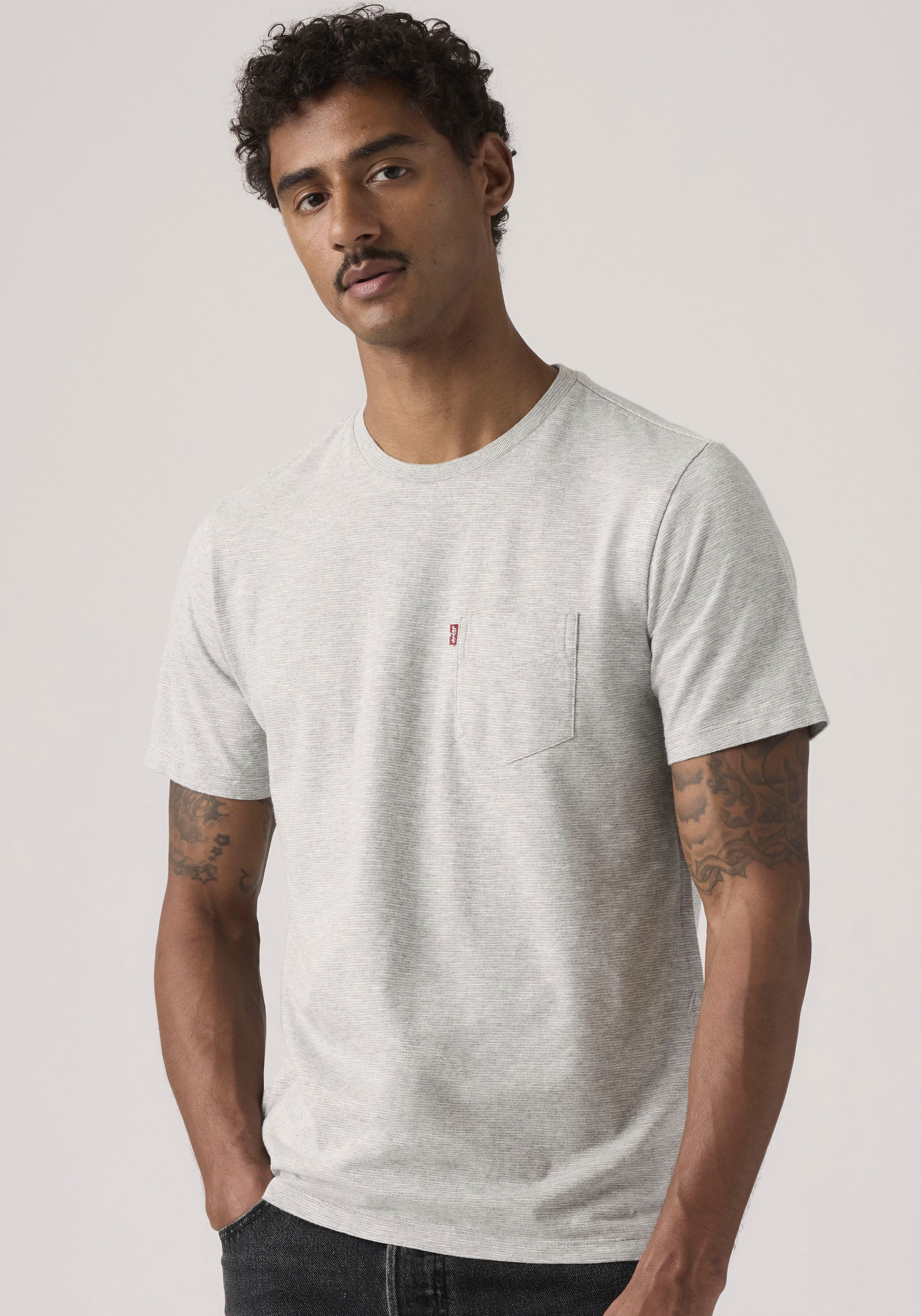 Levi's® T-Shirt CLASSIC POCKET TEE mit aufgesetzter Brusttasche