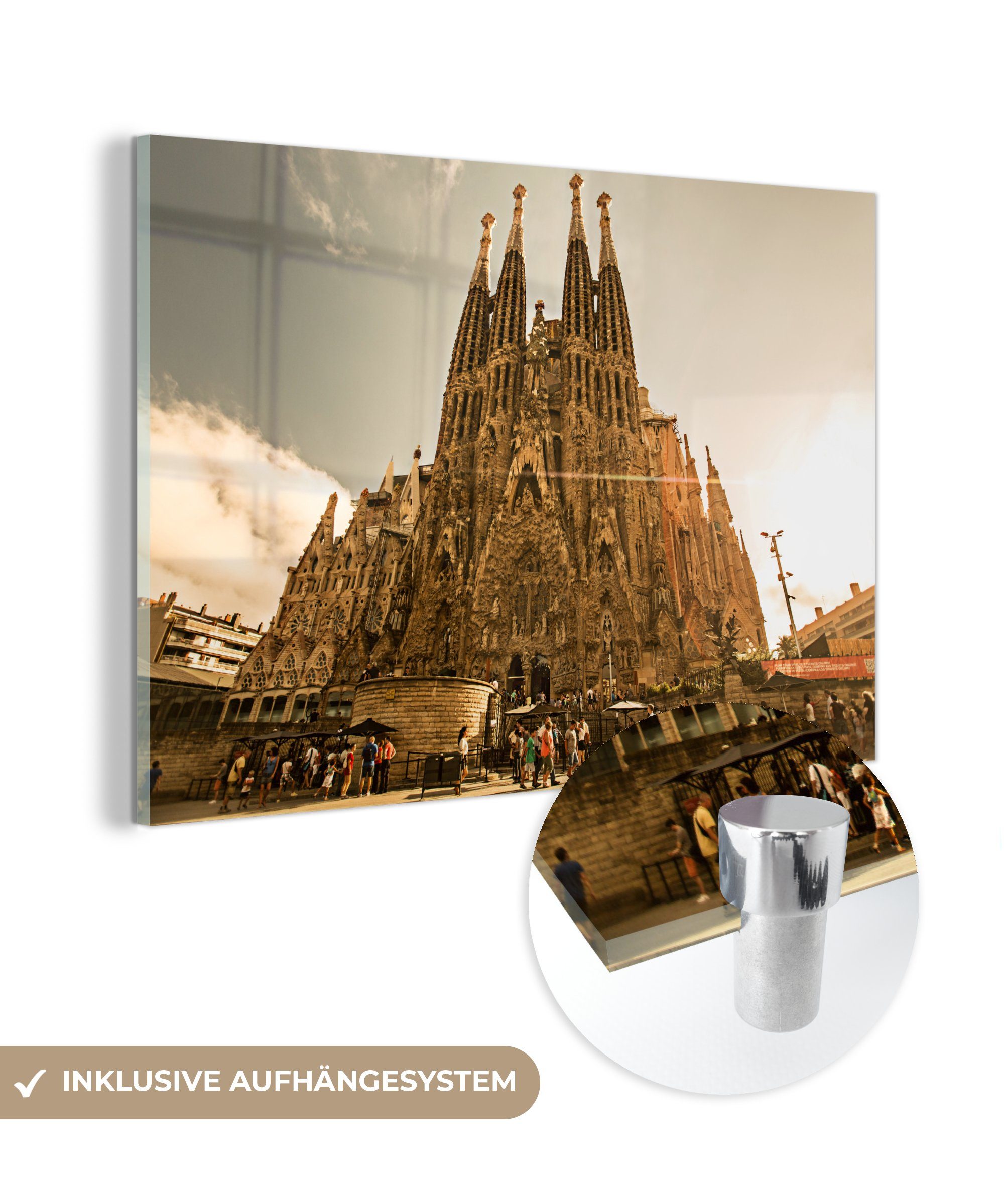 MuchoWow Acrylglasbild Sonnenstrahlen scheinen auf die Sagrada Familia in Spanien, (1 St), Acrylglasbilder Wohnzimmer & Schlafzimmer