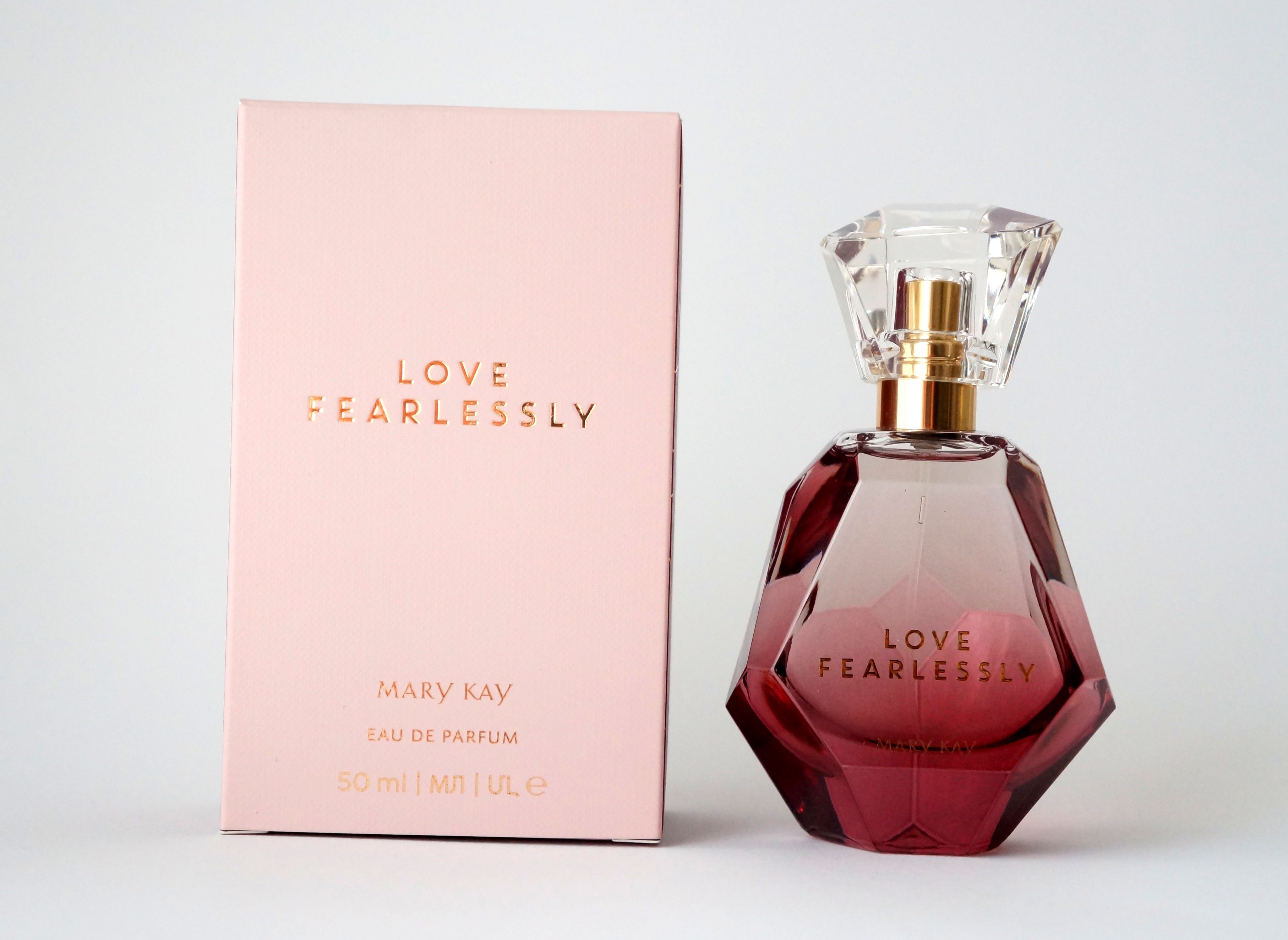 Love fearlessly best sale perfume mary kay