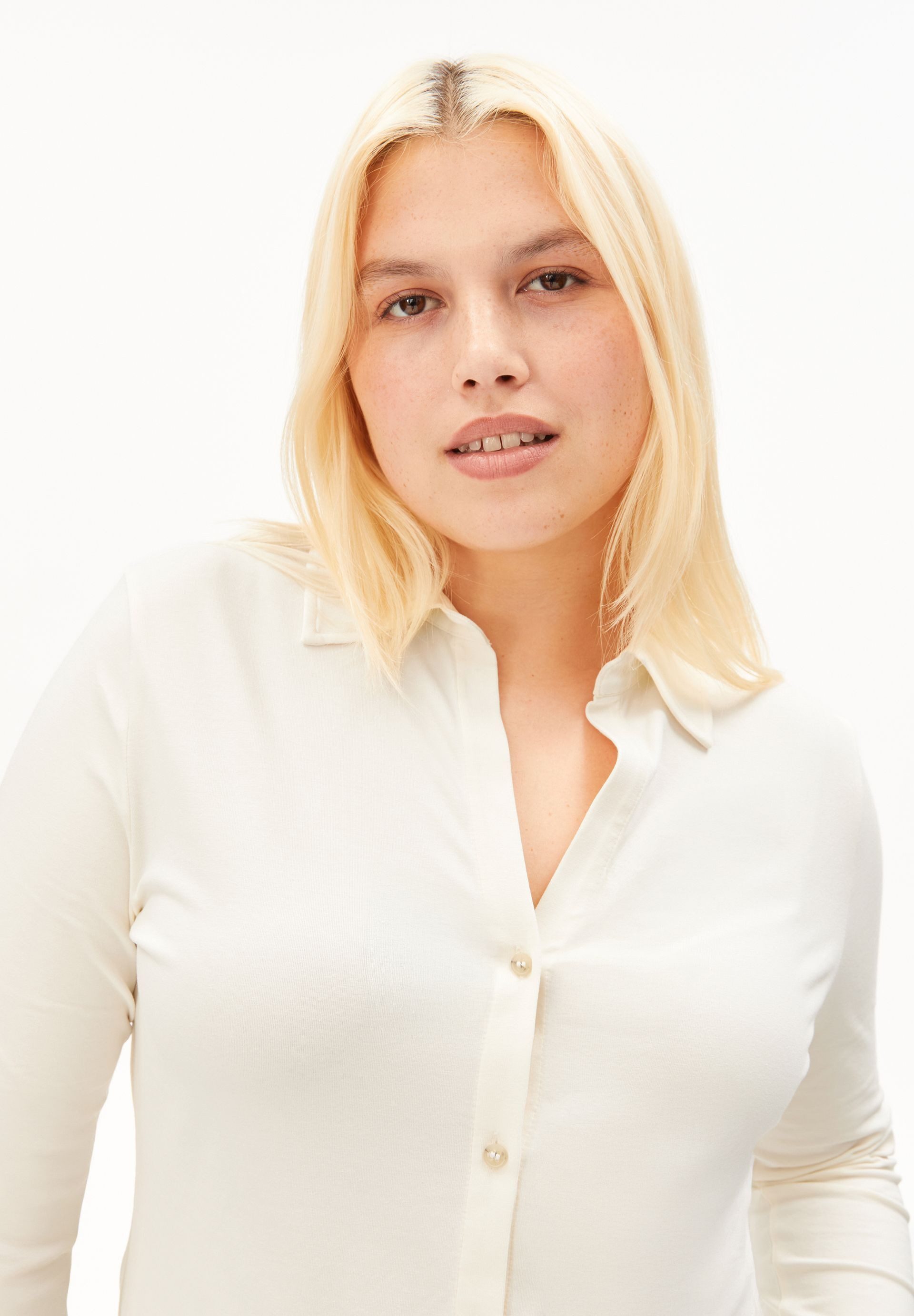 Armedangels Hemdbluse NALAANNIA Bluse aus Bio-Baumwoll Mix (1-tlg) Slim Fit