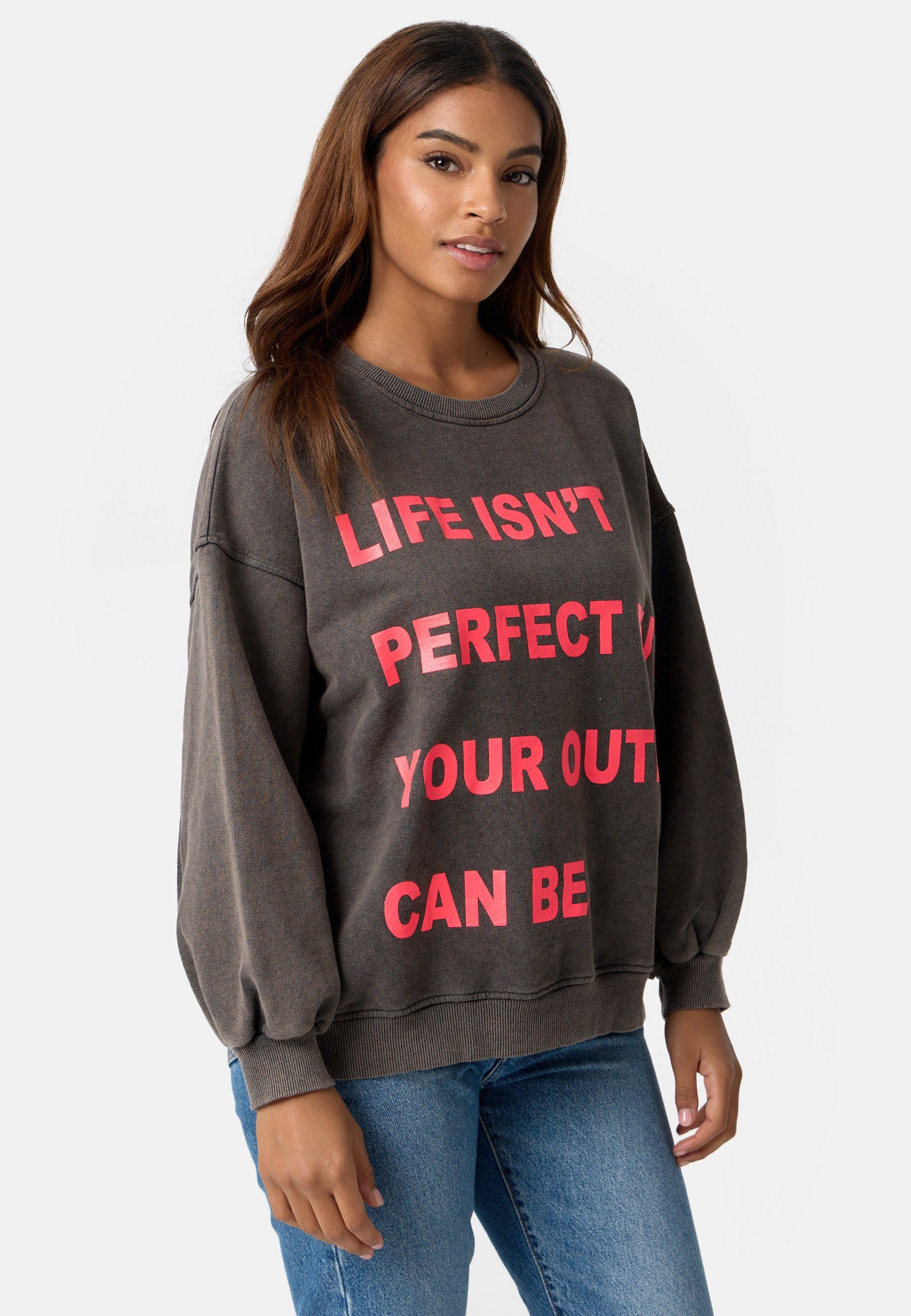 Worldclassca Sweatshirt Worldclassca Sweatshirt Langarmshirt Schriftzug Vintage Pullover