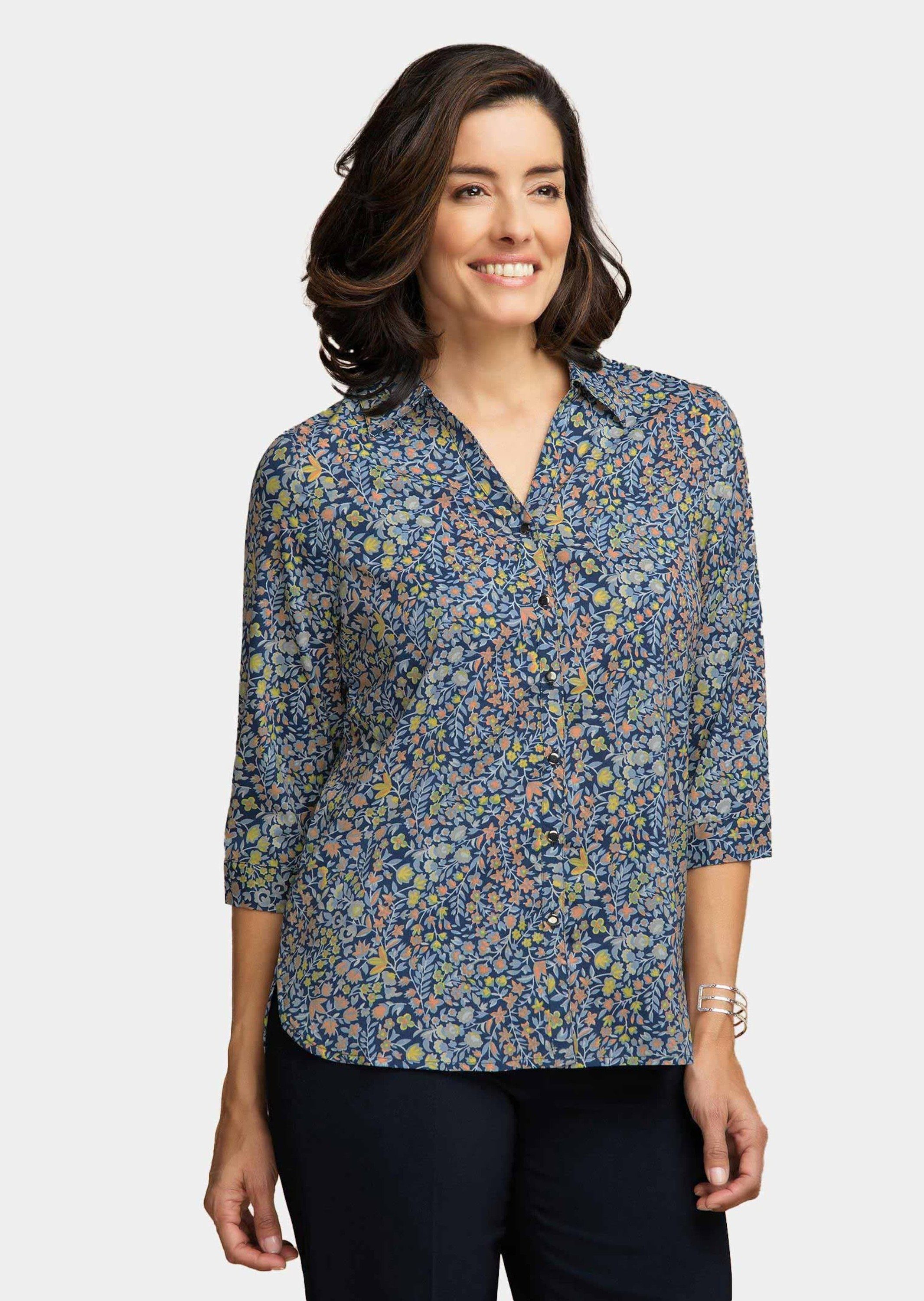 GOLDNER Hemdbluse Kurzgröße: Hemdbluse mit floralem Muster Blusenshirt mit V-Ausschnitt, Knopfleiste und 3/4-Arm