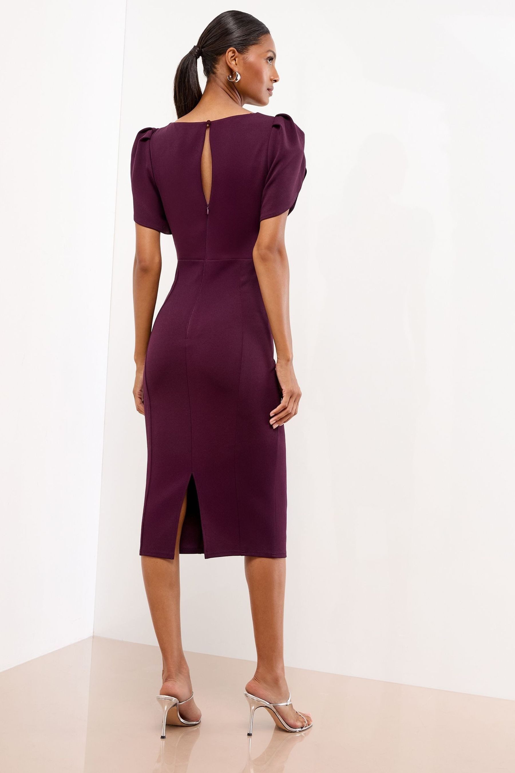 LIPSY Midikleid Lipsy Bodycon-Midikleid mit Puffärmeln, Regular (1-tlg) günstig online kaufen