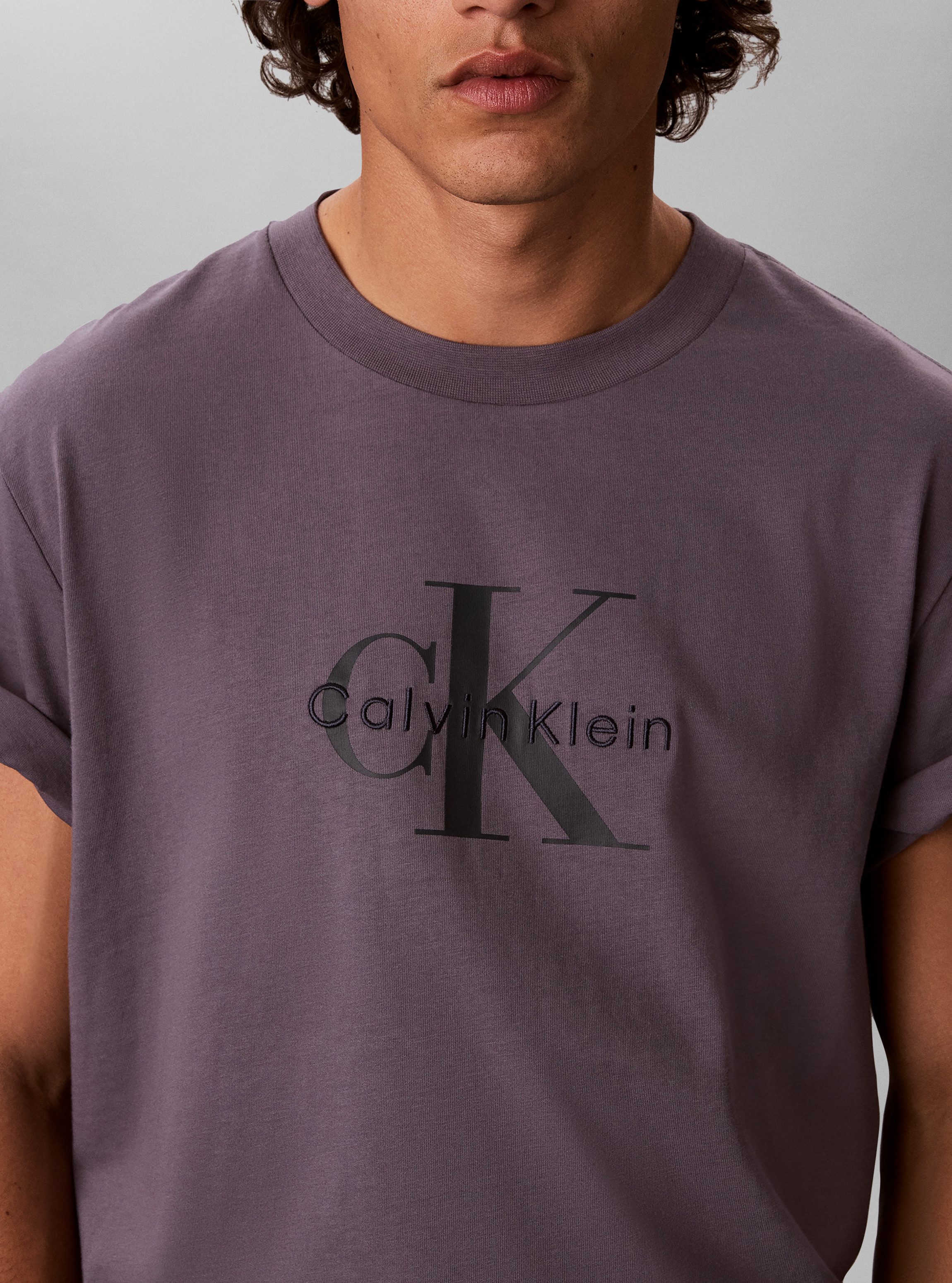 Calvin Klein Jeans T-Shirt SS Hero Monologo Tee 20s Mit Rundhalsausschnitt, regular fit – Bild 2 von 5