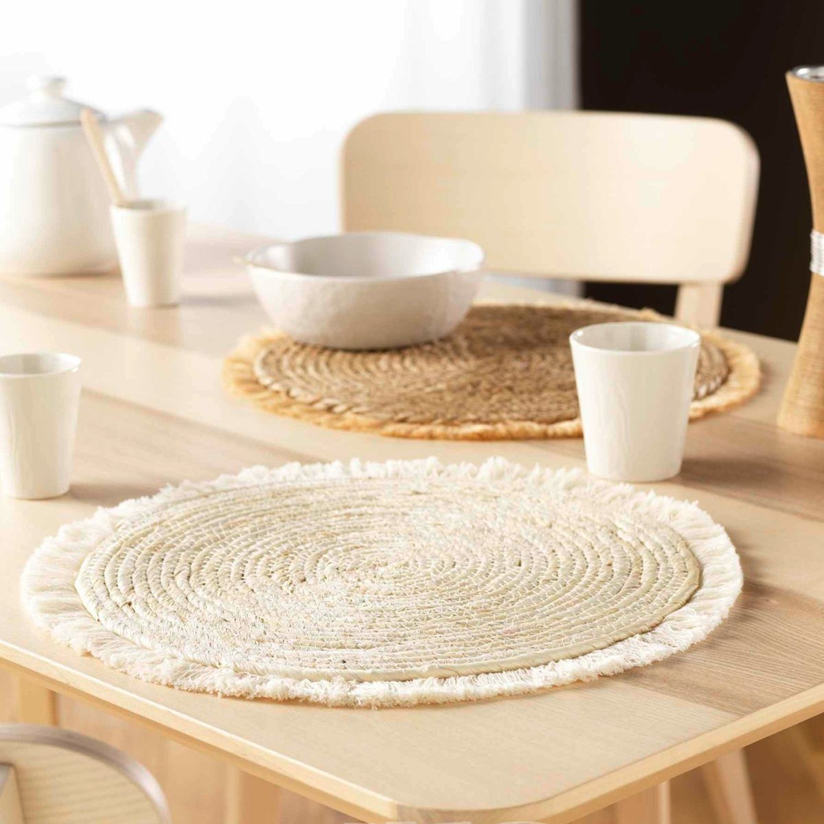 Macosa Home Platzset Platzsets für Esstisch rund 36 cm Stroh mit Fransen 2er Set beige, (2er Set, 2-St), Tischset rund, Platzmatten, Platzteller, Boho Tischdeko, Platzdeckchen