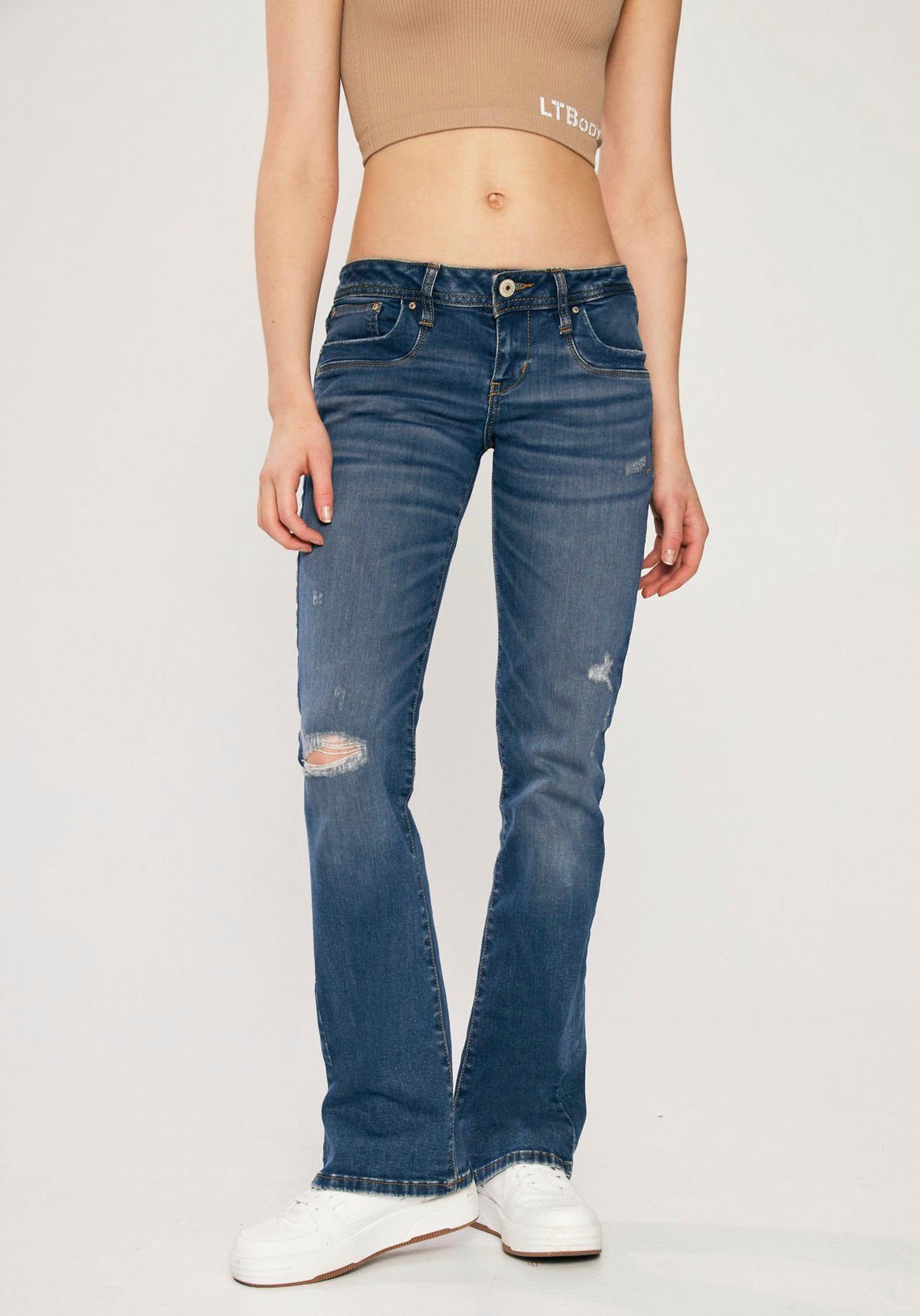 LTB Bootcut-Jeans »VALERIE« mit langem, ausgestellten Beinverlauf und  niedriger Leibhöhe mit Stretch-Anteil online kaufen | OTTO