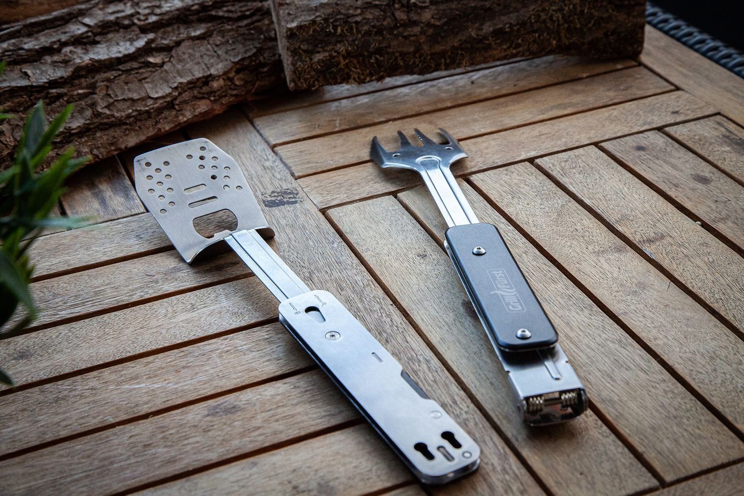 Grillfürst Grillzange Grillfürst BBQ - Multitool - 4in1 Grillbesteck, BBQ Tool, Outdoor Grillbesteck