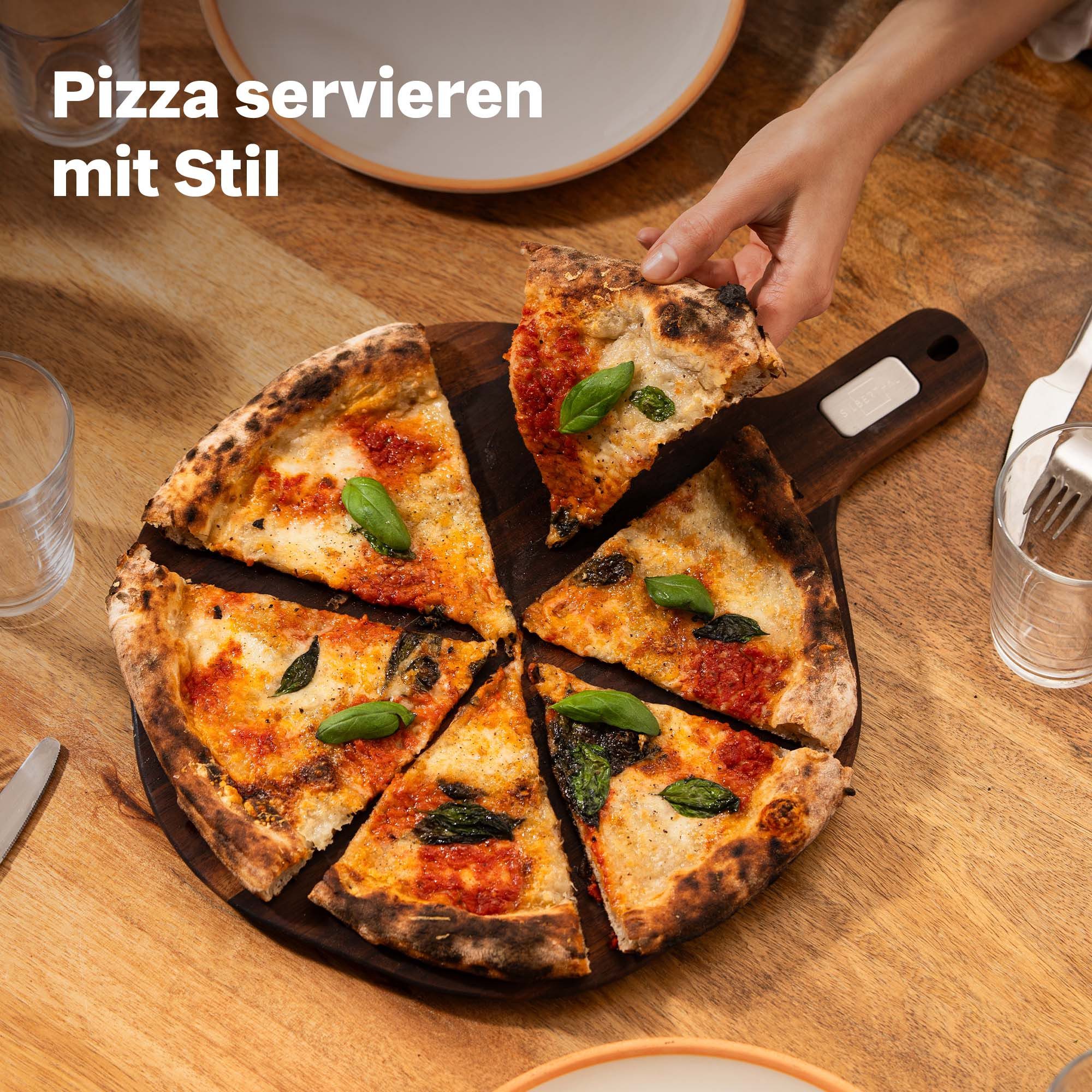 SILBERTHAL Servierbrett & Pizzabrett 30 cm zum Servieren, Schneidbrett aus Akazienholz, Akazienholz, (1-St), 6-Eck-Design für Pizza, Wurst & Käse, Natürlich und Splitterfest