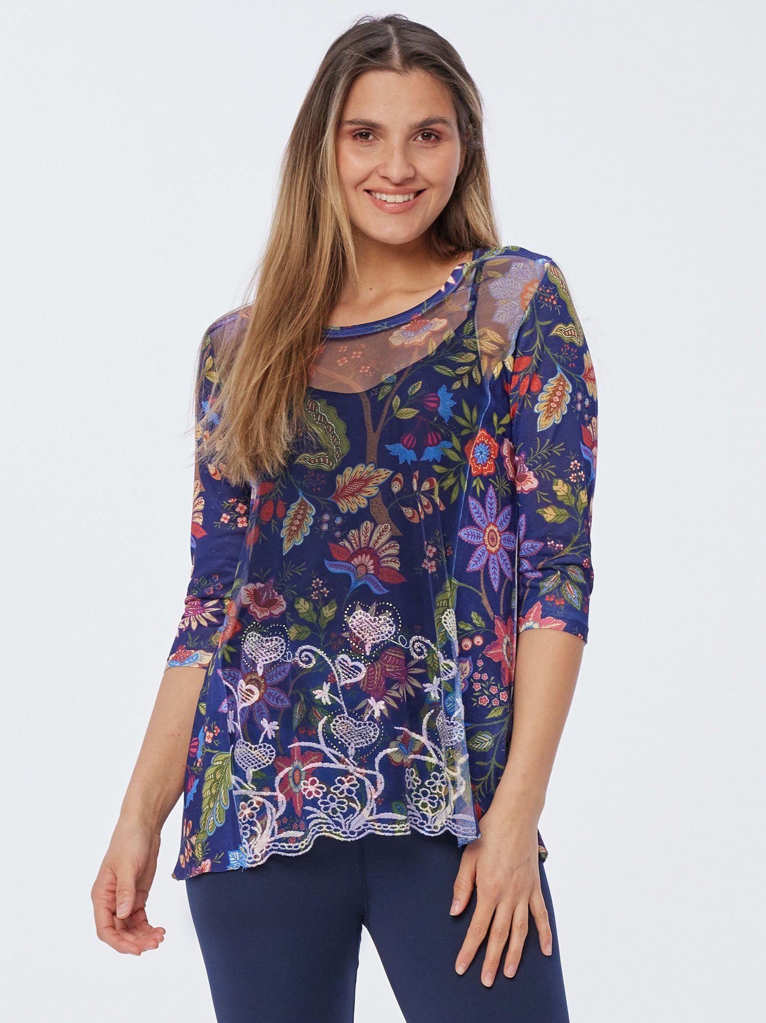 Body Needs Schlupfbluse Layershirt figurumspielend (Packung, mit Top) mit Farm-Flowers-motiv