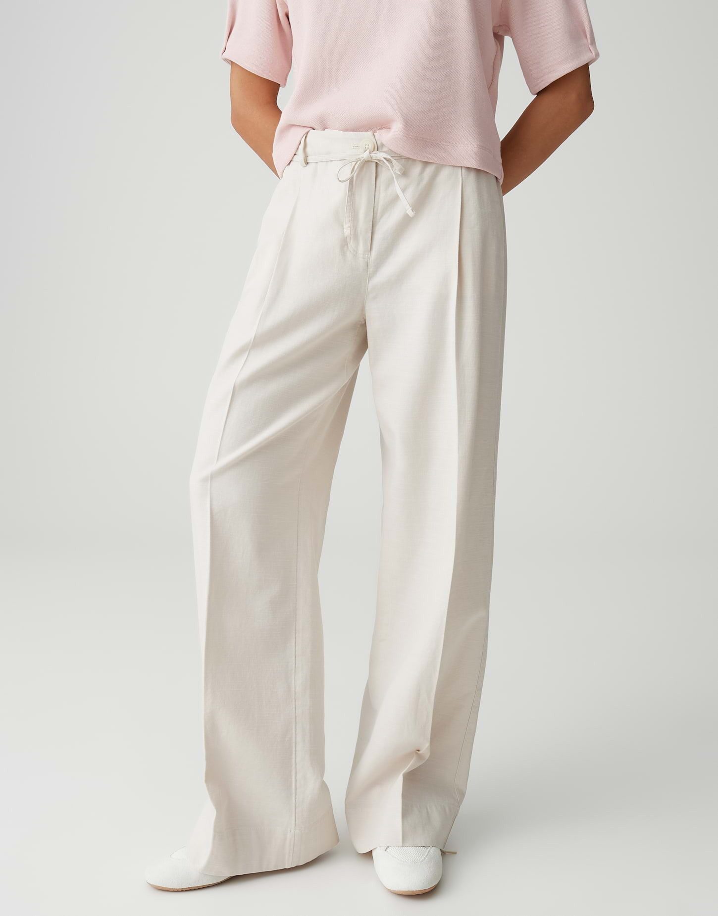 OPUS Bundfaltenhose Meeri coastal aus nachhaltigem Cotton Leinen Mix Nahttaschen vorne, natürlicher Griff