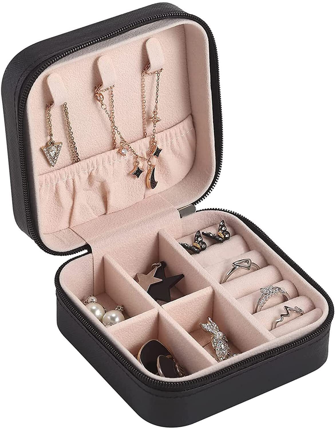 YouBella Schmuckkassette Tragbarer Schmuck-Organizer-Koffer Für Frauen und Mädchen (Inhalt der Box: Schmuck Organizer Fall x 1, Ideal für den persönlichen Gebrauch und Gilfting), Mit Reißverschluss, Elegantes Aussehen, Mehrzweck-Aufbewahrung