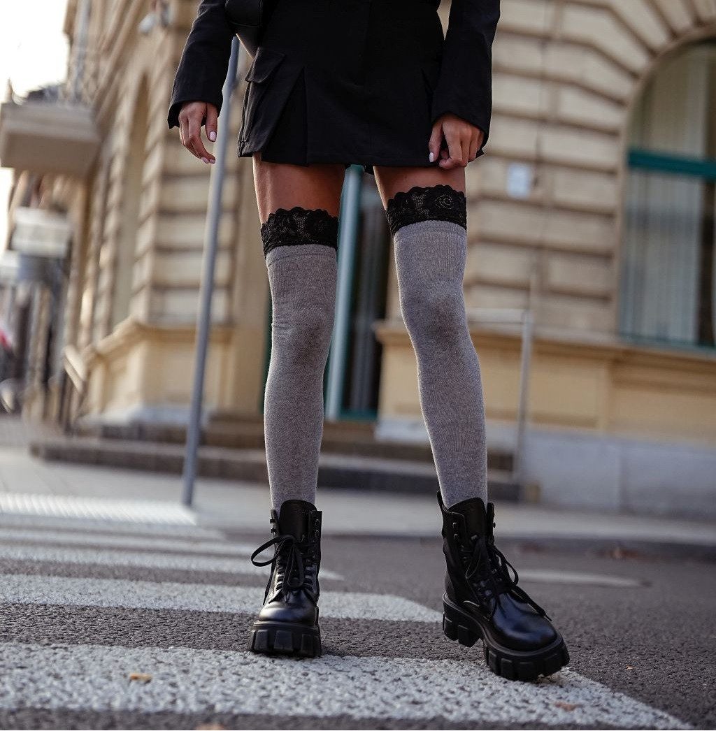 Lycille Overknees elegante Overknees aus Baumwolle 37/41 mit Spitze (1 Paar bestehend aus zwei Гольфыn) aus Baumwolle, mit schwarze Spitze und geformter Ferse