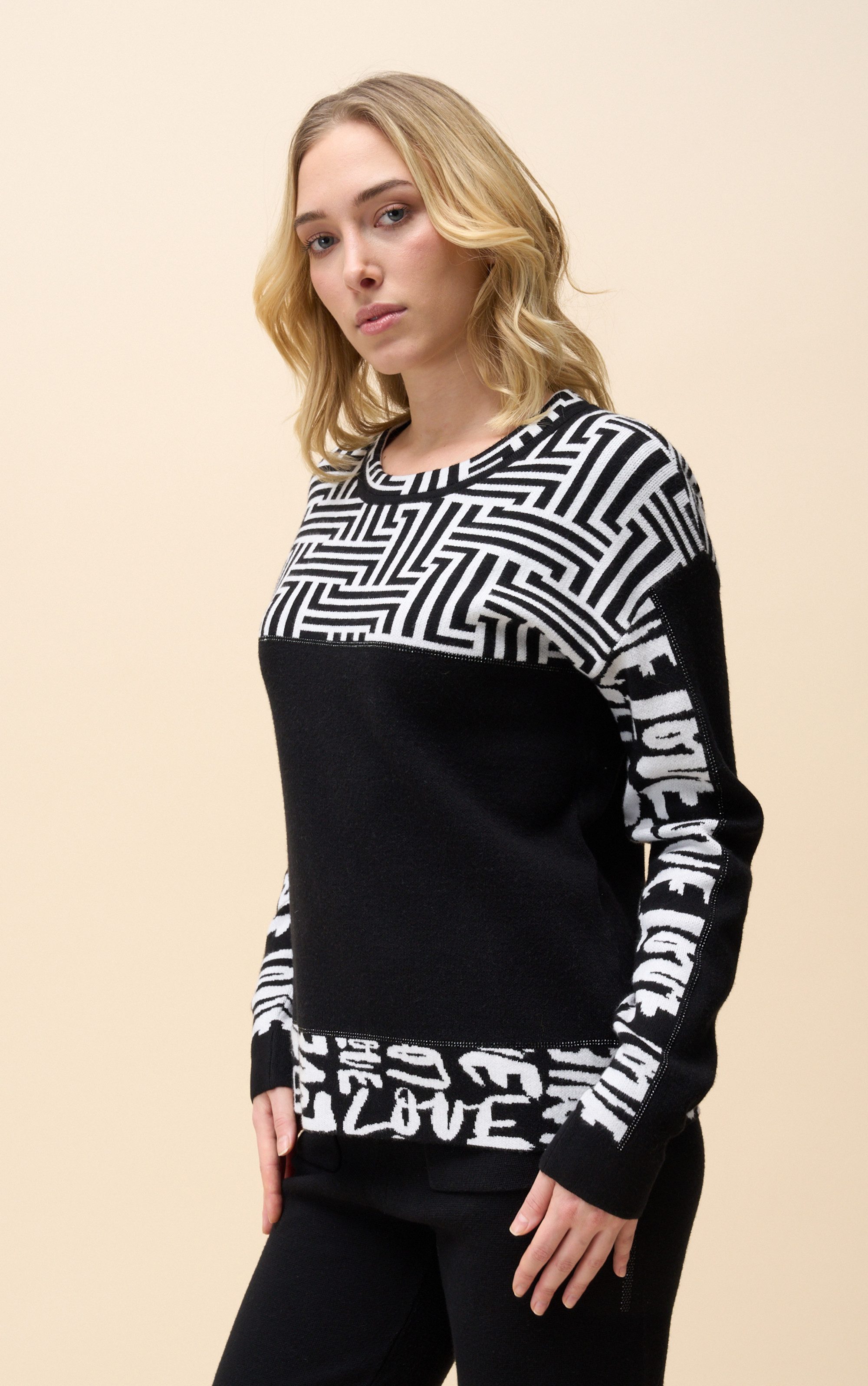 Passioni Strickpullover mit geometrischem Muster und Graffitidesign günstig online kaufen
