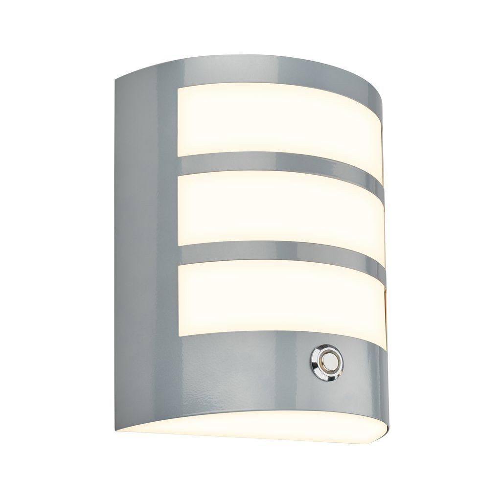 Briloner Leuchten Wandleuchte 3793014, USB-Ladefunktion, LED fest integriert, 2700K - Extra-Warmweiß, LED Wandleuchte ohne Stromanschluss 18x15x7 cm Chrom-Matt Hauswand
