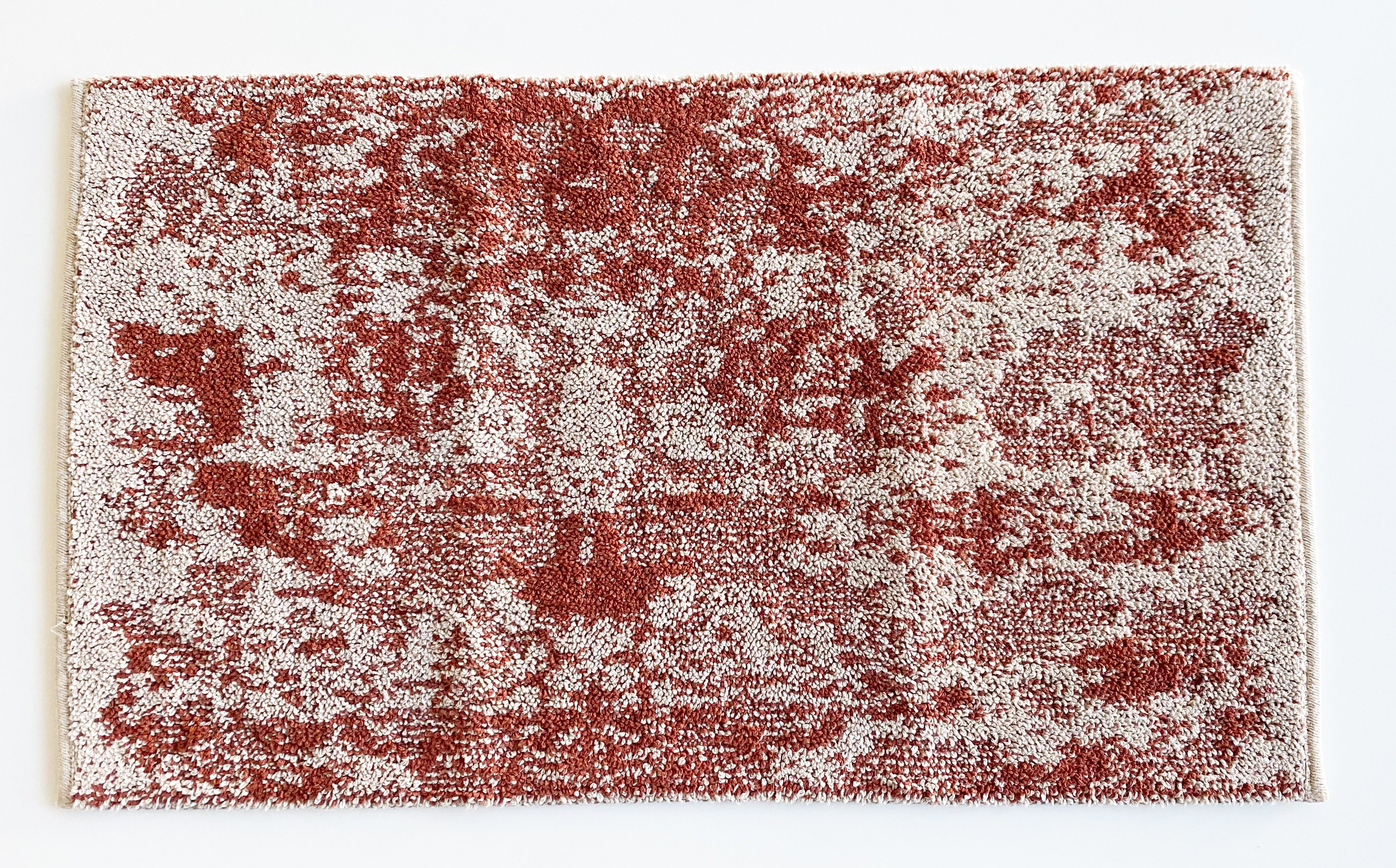 ADOB Badematte Premium Design Badezimmerteppich, 55x90 cm, Farbe rot beige, kurzflorig, warm, fußbodenheizungsgeeignet, schnell trocknend, strapazierfähig, Baumwolle, rutschfest