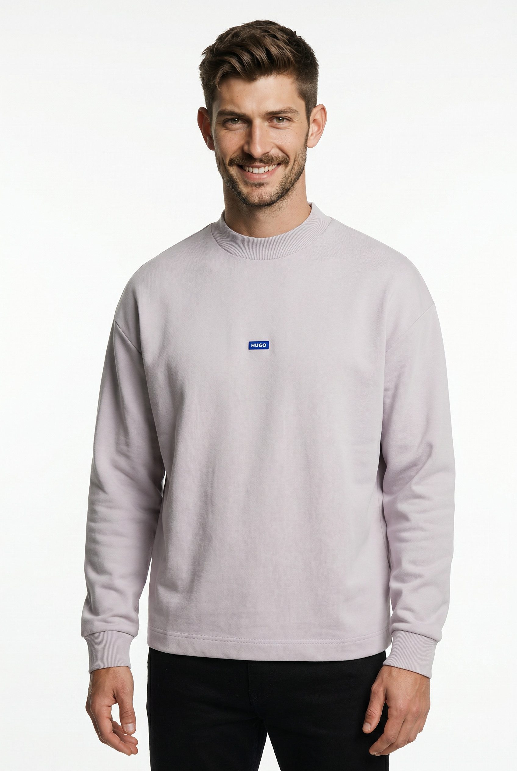 HUGO Sweatshirt Nedro Rundhalsausschnitt, Regular Fit, Logo-Patch