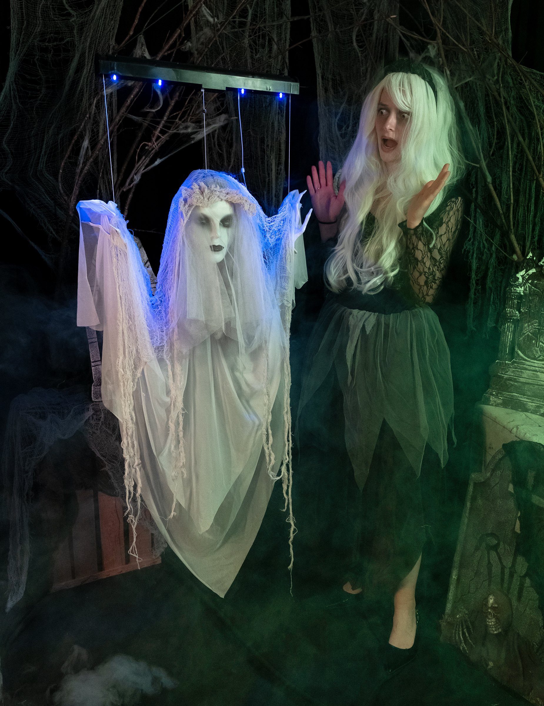 JADEO Monster-Kostüm Unheimliches Gespenst animierte Dekofigur 120 x 65 cm