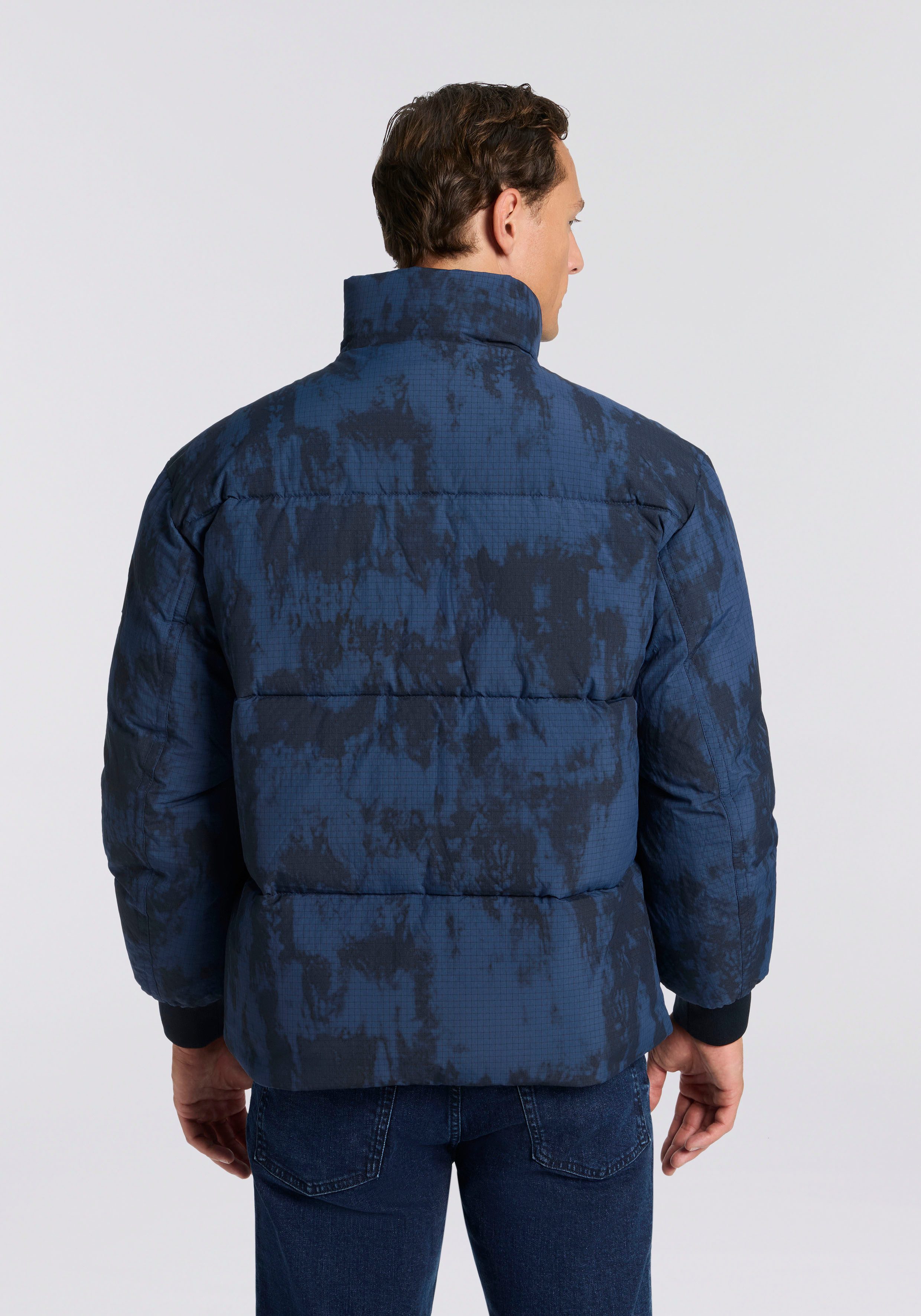 BOSS ORANGE Steppjacke Oshin Stehkragen, Rippbündchen