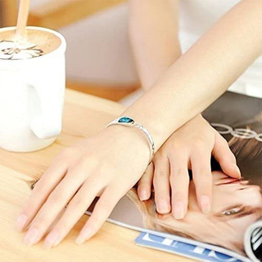 YouBella Schmuckset Crystal Stylish Halskette Schmuck Set Für Frauen & Mädchen (Set, Modischer Kunstschmuck, Langlebige Ausführung), Mit Ohrringen und Armband,  – Bild 2 von 5