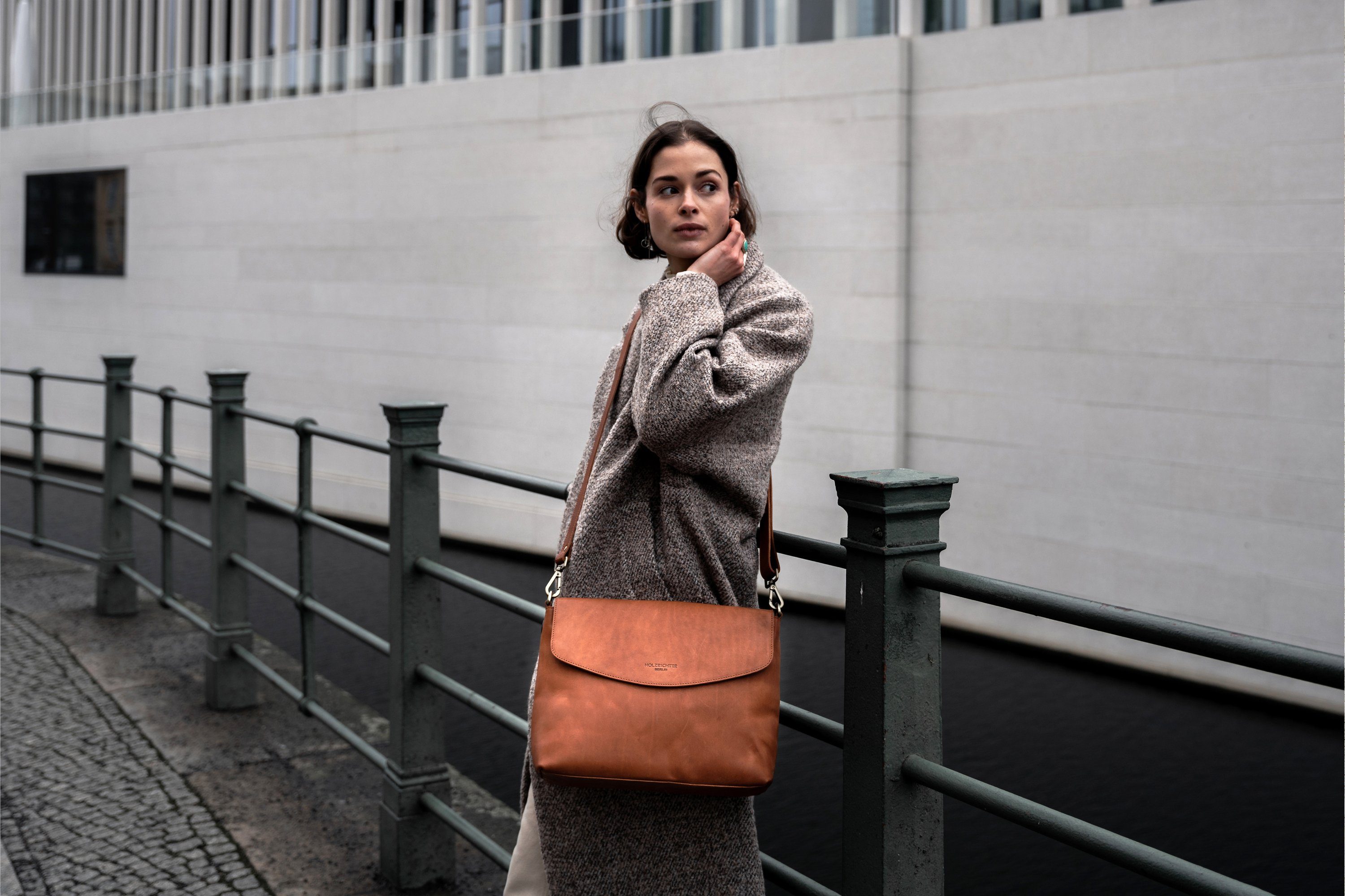 HOLZRICHTER Berlin shoulder bag No. 1-3 (1-piece)