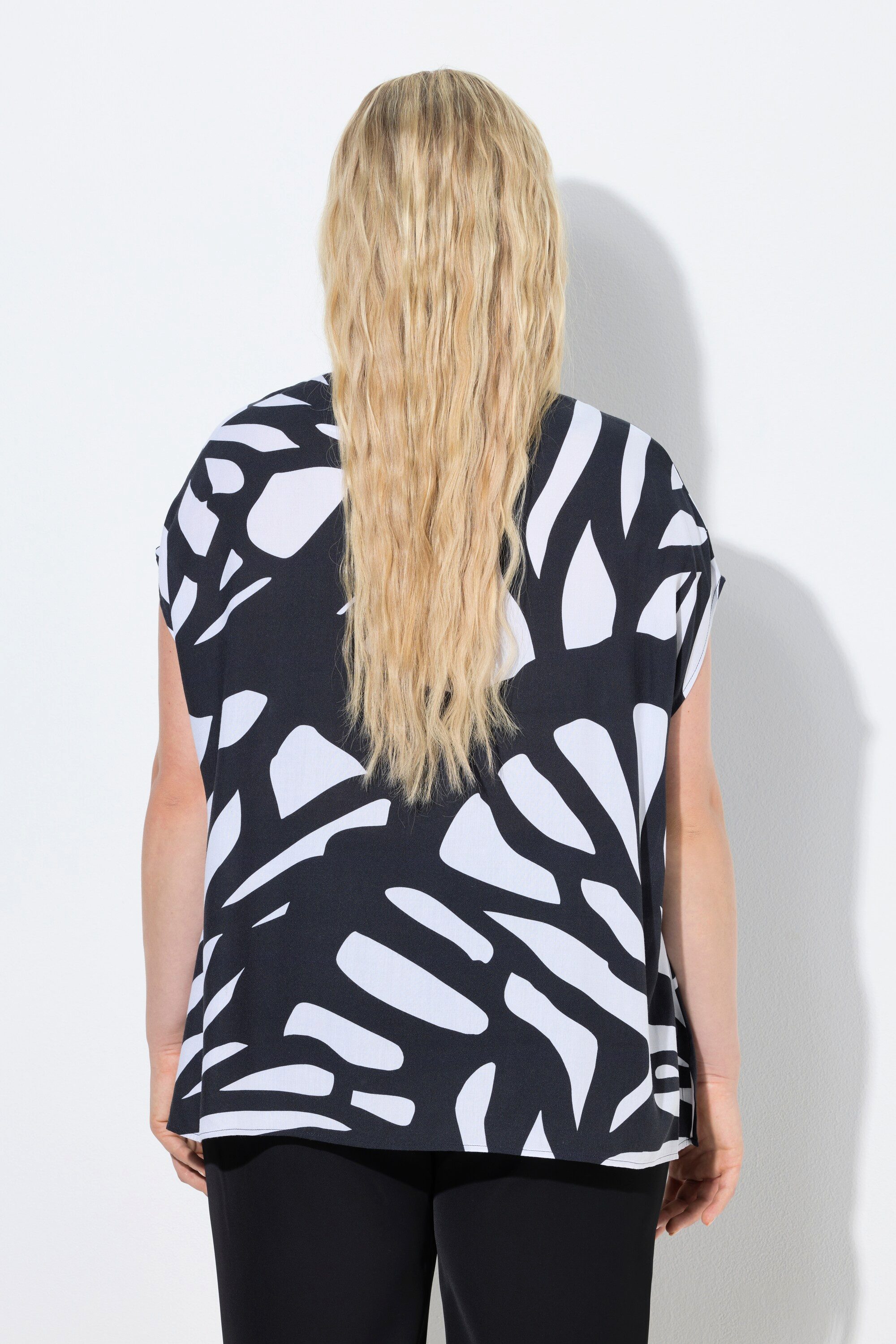 Ulla Popken Tunika Tunika Limetten Oversized V-Ausschnitt Halbarm