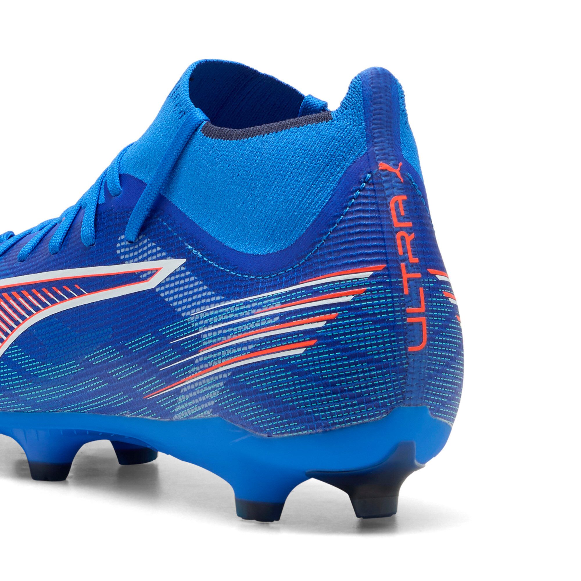 PUMA ULTRA 6 MATCH+ FG/AG Fußballschuh für Rasen- und Kunstrasenplätze, mit SPEEDSYSTEM Laufsohle