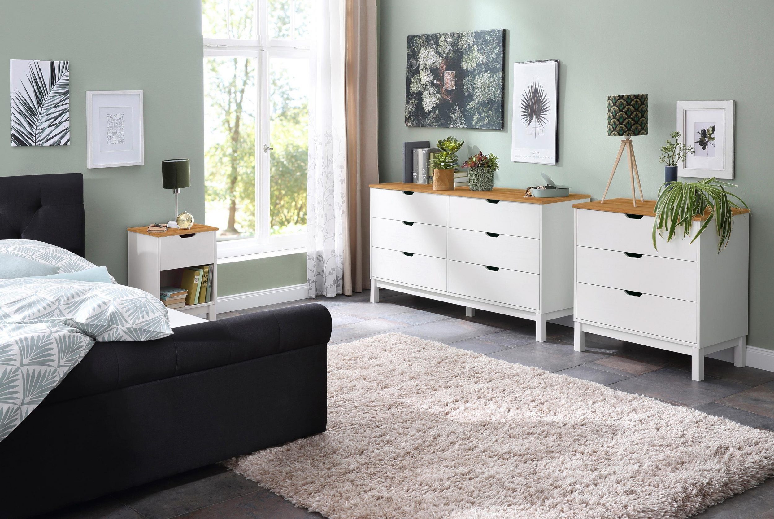 OTTO home Kommode Post, massives Kiefernholz, mit vielen Stauraummöglichkeiten, Breite 76 cm