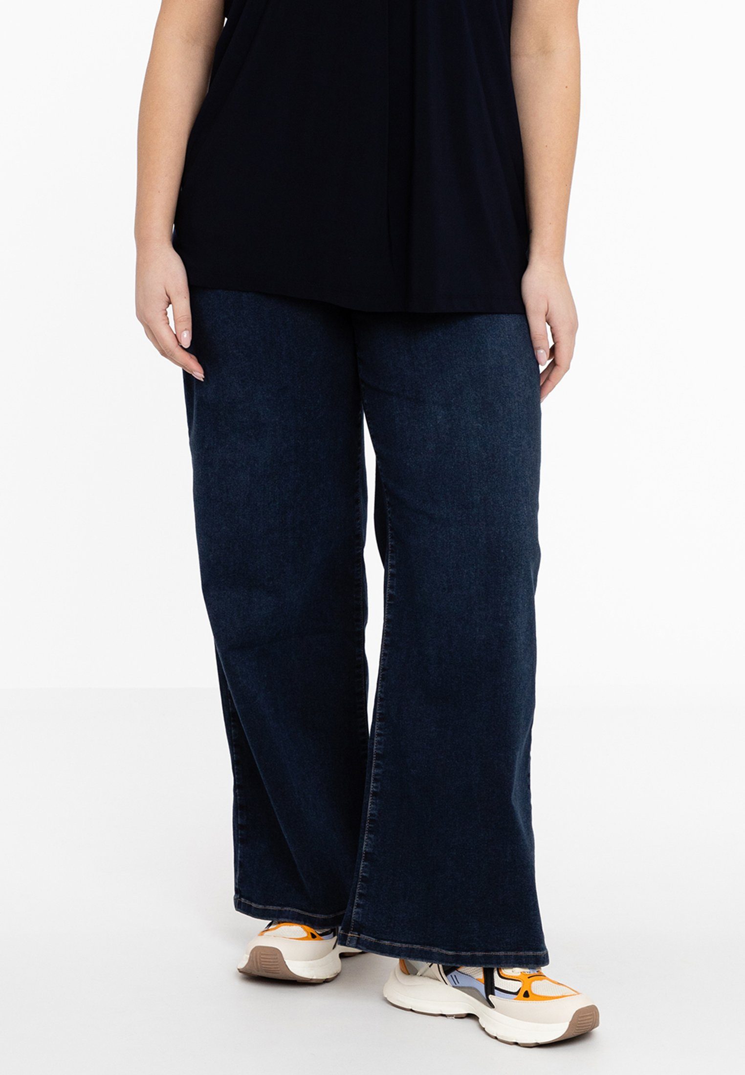 Yoek High-waist-Jeans Damen Jeans Große Größen, Das Model ist 177 cm ...