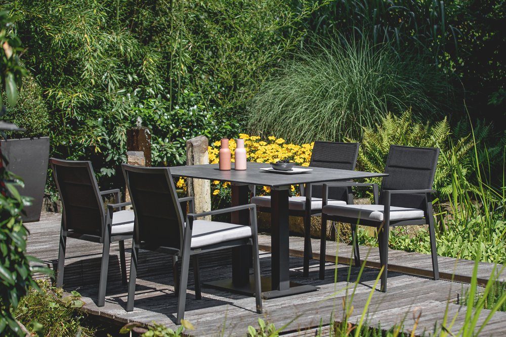Natur24 Gartentisch Gartentisch Bistrox 138x95 Tischplatte HPL Beton Gestell Anthrazit