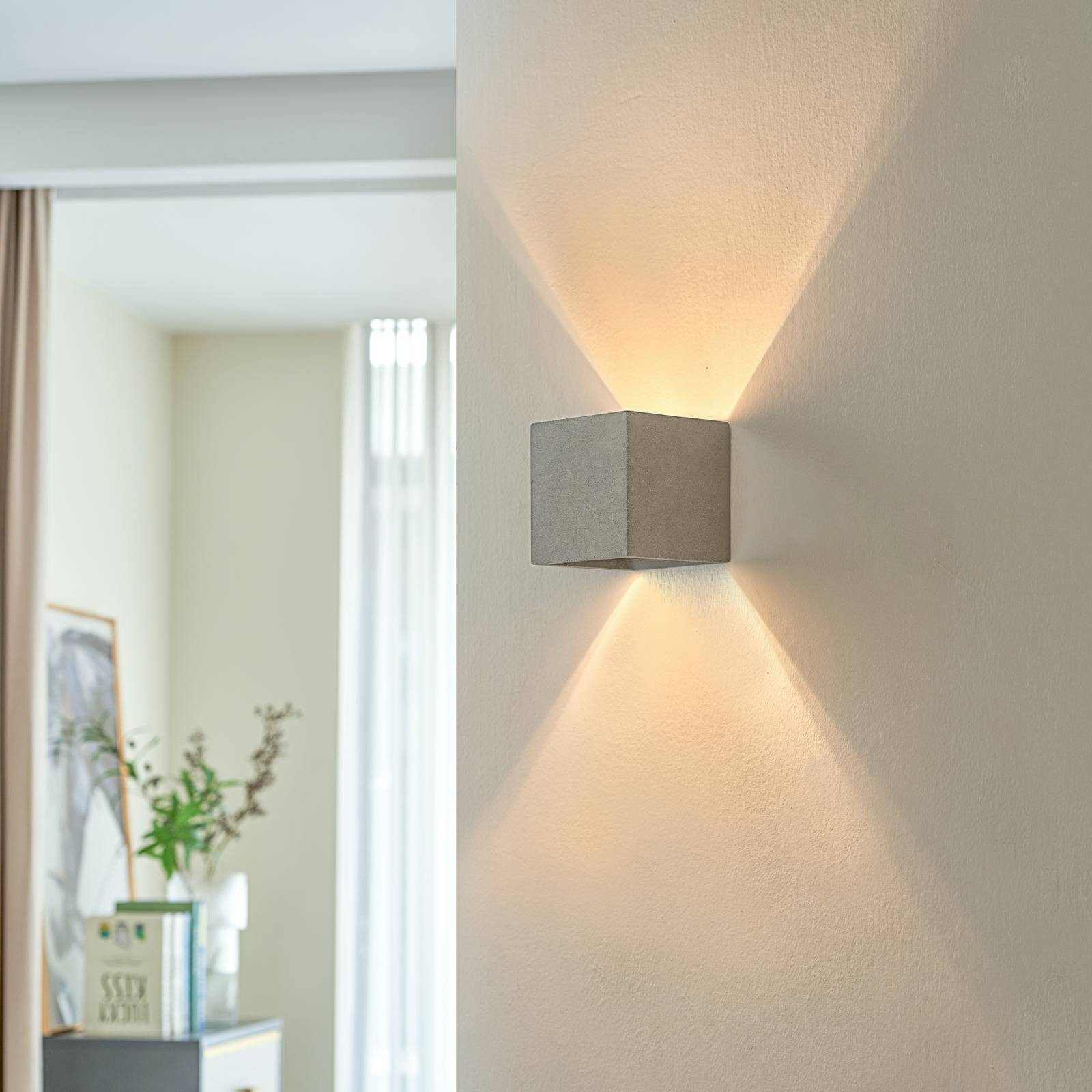 Lindby Wandleuchte Jayden, Gips Alu IP20, 1 x 8 W LED