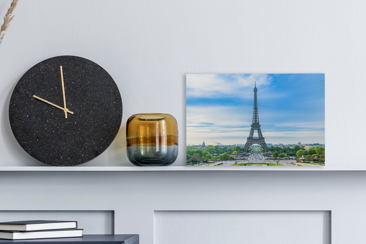 Der 30x20 (1 Eiffelturm St), vor Wandbild einer Wanddeko, Kulisse, Aufhängefertig, farbenprächtigen Leinwandbild Leinwandbilder, cm OneMillionCanvasses®
