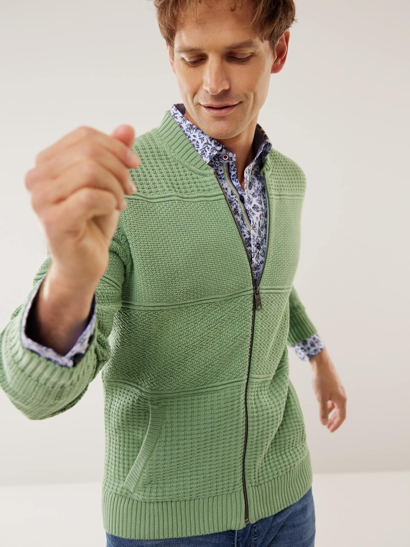 Walbusch Strickjacke Herren Strickjacke aus Baumwolle im Strukturmix mit Zip College-Kragen Cardigan, pflegeleicht, 2 Eingrifftaschen, weicher Griff