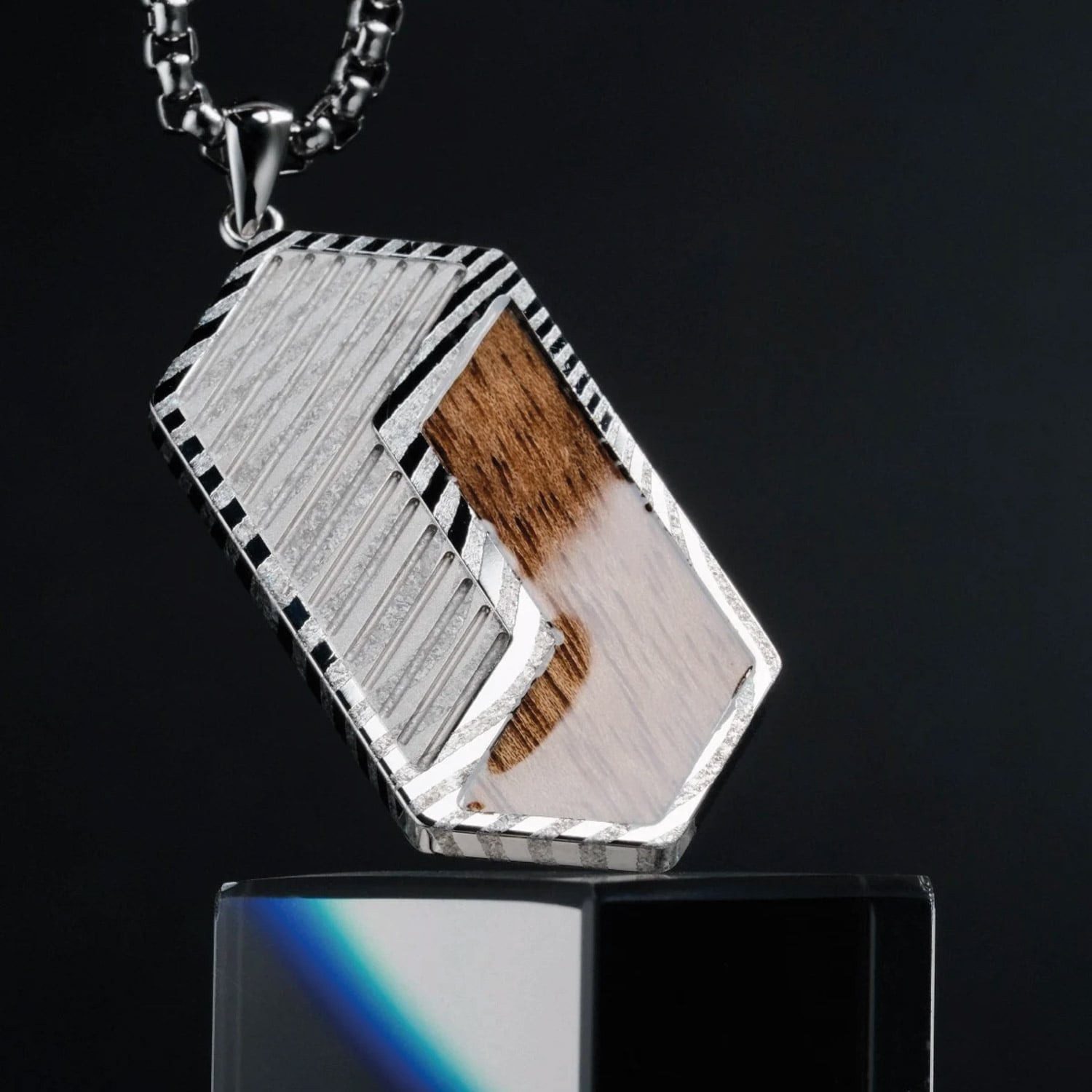 Holzkern Kette mit Anhänger Herren-Edelstahl Zigzag Koa/Damast